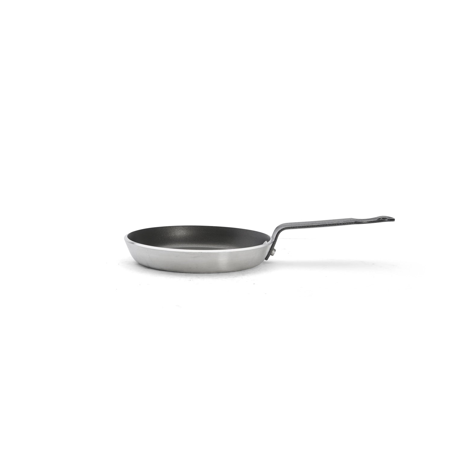 Kompakte Bratpfanne von de Buyer, Ø 14 cm, perfekt für Blinis und Mini-Gerichte, aus hochwertigem Material für langanhaltende Nutzung.