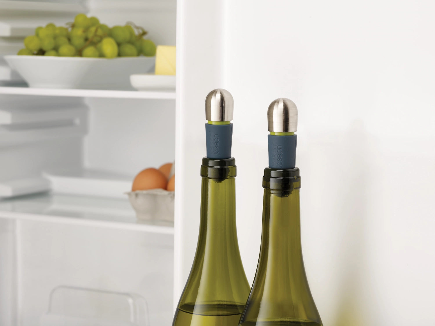 Eleganter BarWise Weinstopper von Joseph Joseph, 7.7x2.4x2.4 cm, perfekt für die Aufbewahrung von Wein und den Erhalt des Aromas.
