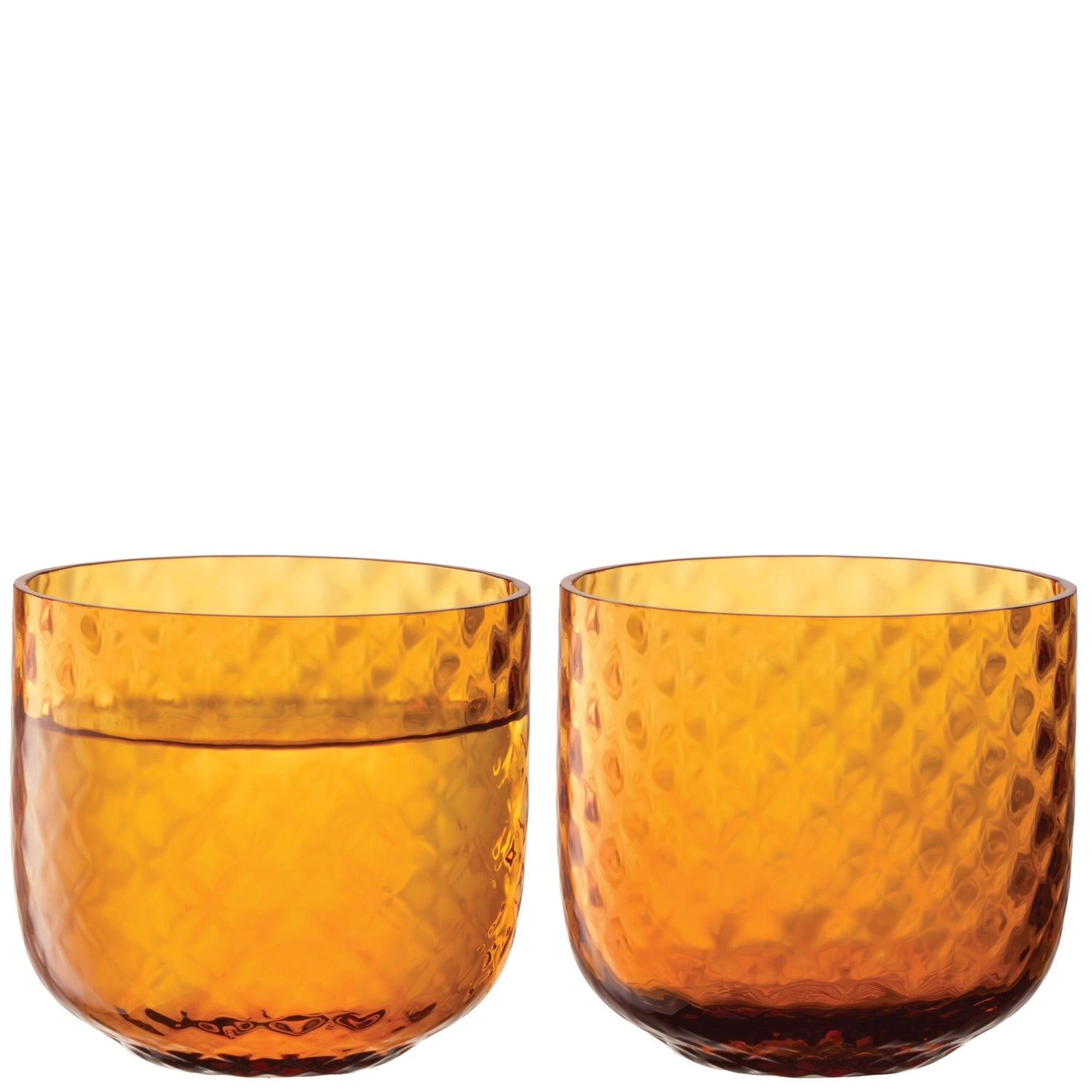 Elegantes 2er Set Dapple Becher von LSA, 300ml, mit einzigartigem Design, ideal für festliche Anlässe und stilvolle Getränkepräsentation.