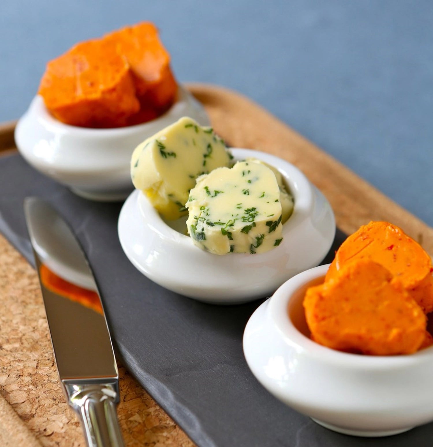 Schlichte und stilvolle Butterdose in Weiß von Revol, Ø 7,2 cm, perfekt für die Aufbewahrung und den Genuss von frischer Butter.
