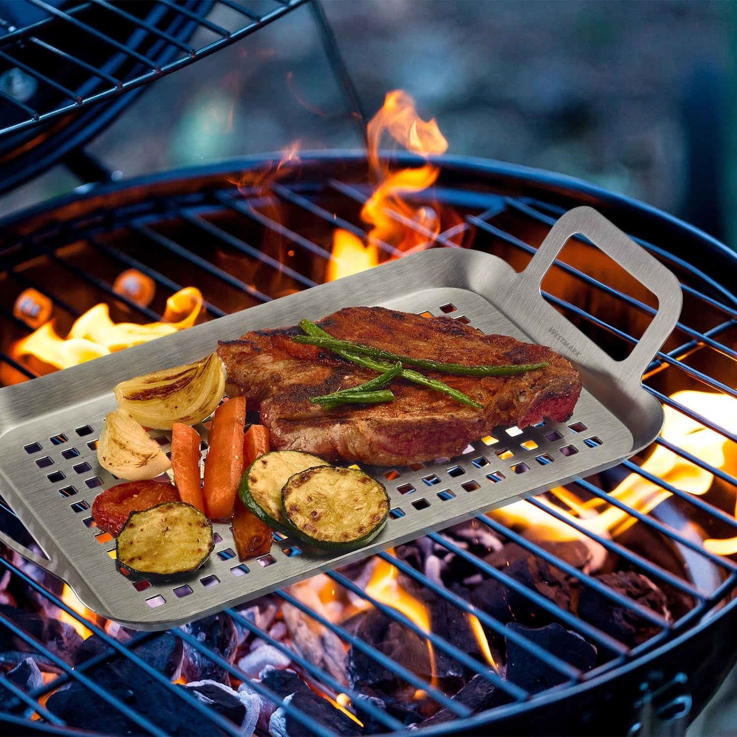 Kleine flache Grillpfanne aus Edelstahl von Westmark, ideal für Outdoor-Grillen, robust und langlebig, perfekt für köstliche Grillgerichte.