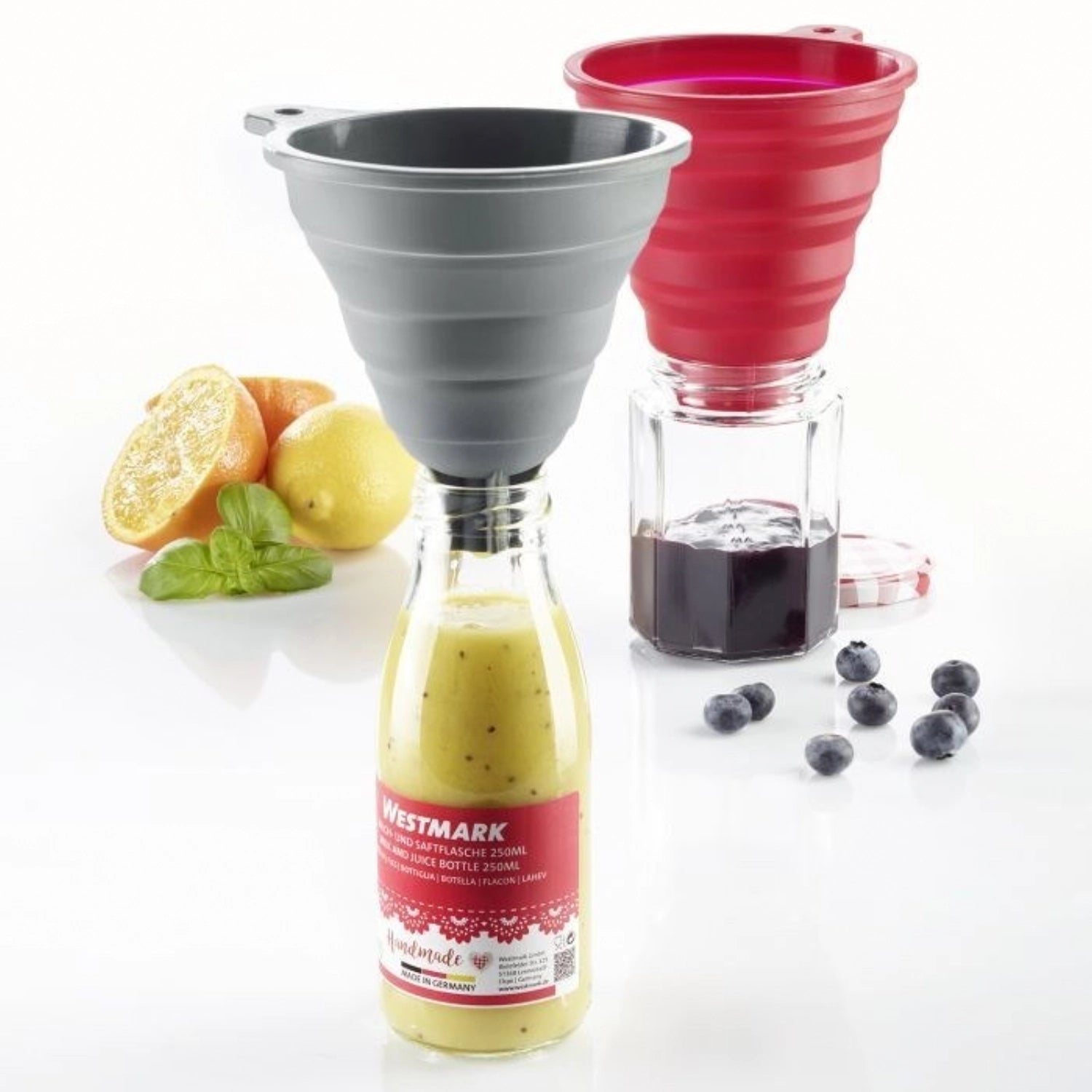 Praktisches 2-teiliges Trichter-Set in ansprechenden Rot- und Grautönen aus flexiblem Silikon, perfekt für sauberes Umfüllen von Flüssigkeiten und Zutaten.