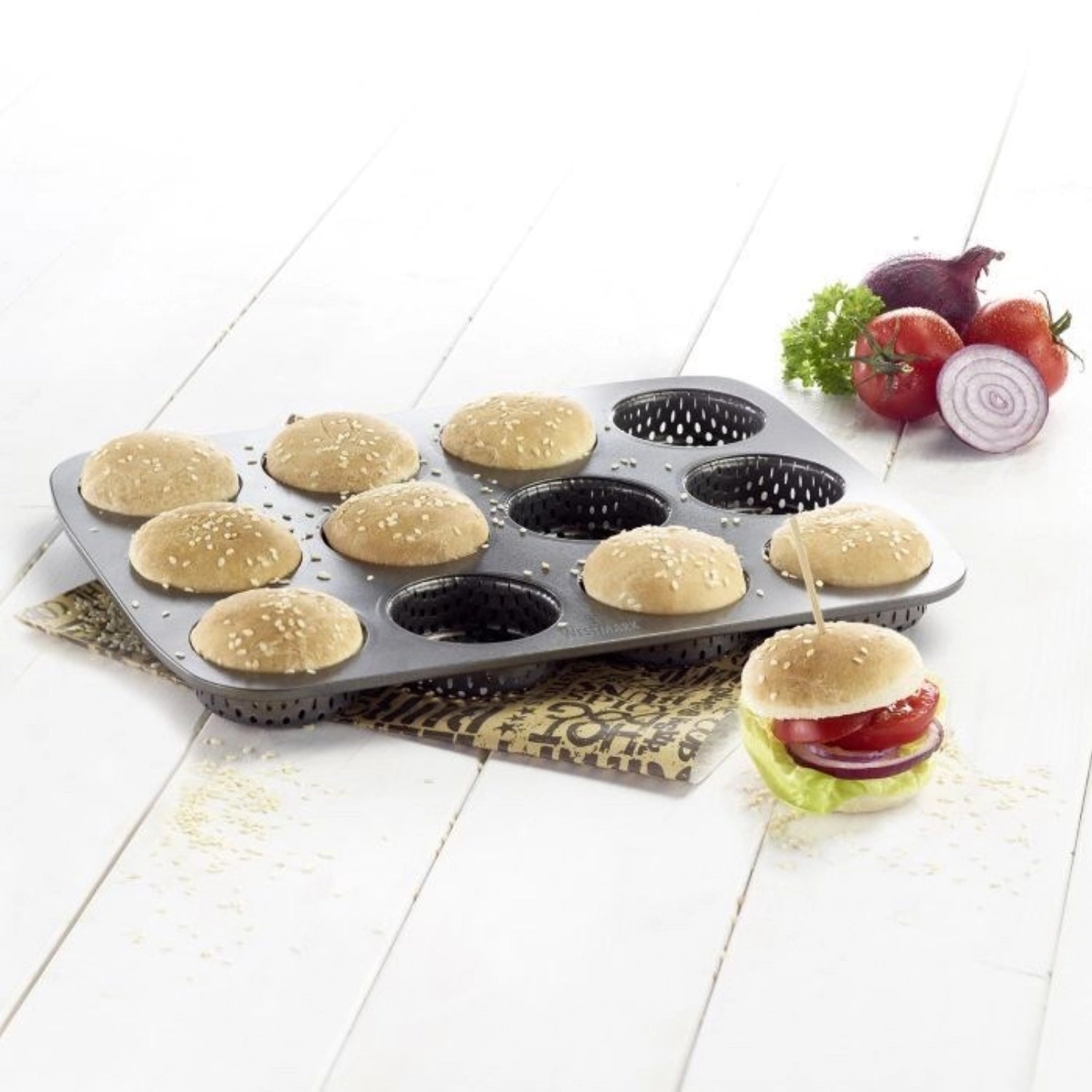 Praktische 12er Backform für Mini Burger-Brötchen von Westmark, Maße 29x22cm, perfekt für die Herstellung von köstlichen kleinen Burgern.