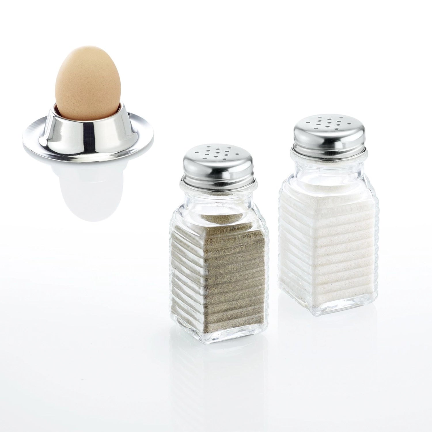 Praktisches 2-teiliges Set von Westmark, bestehend aus Universalstreuern für eine gezielte Dosierung von Gewürzen und Zutaten beim Kochen.