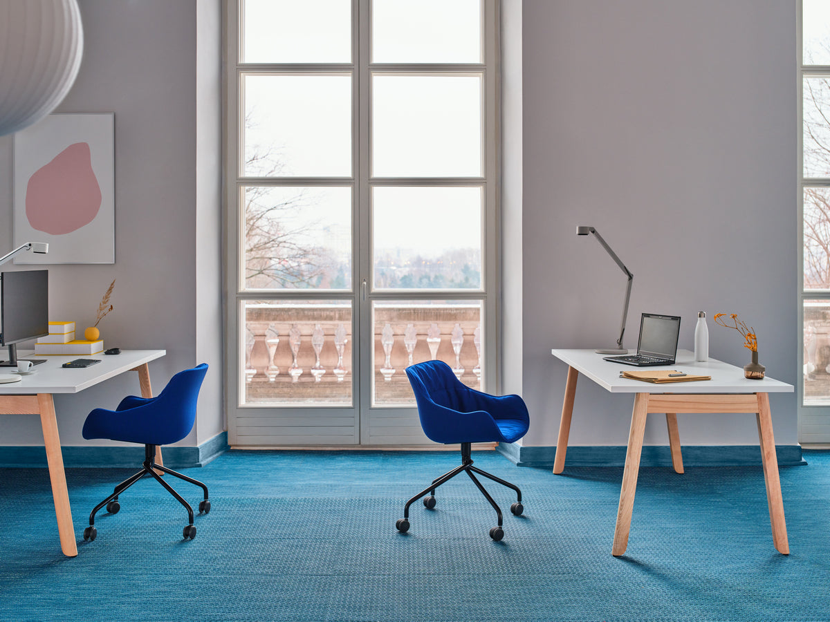Ogi B BOB060 - Schreibtisch in Weiss Pastell präsentiert im Onlineshop von KAQTU Design AG. Schreibtisch ist von Mdd