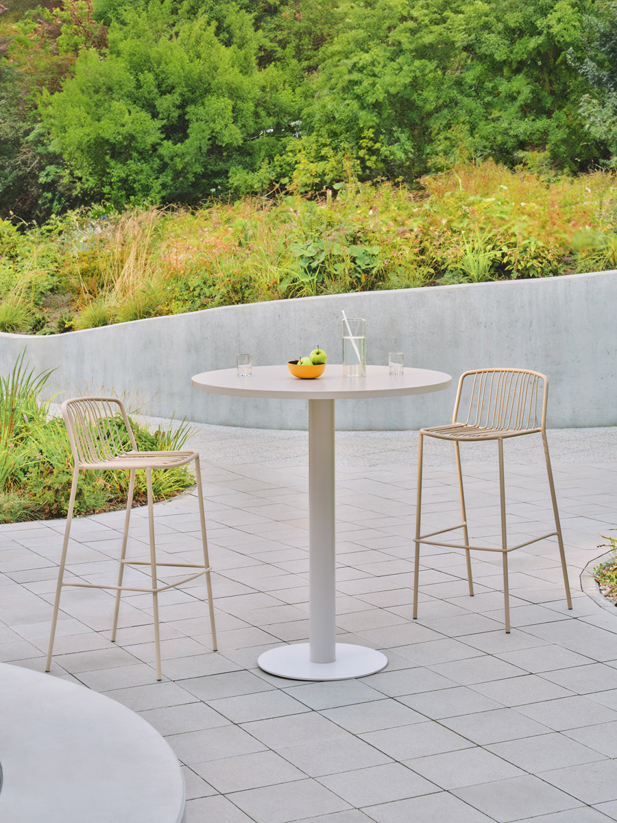 Bris BRS06 - Barhocker, Set von 2 Stück in Gelb präsentiert im Onlineshop von KAQTU Design AG. Outdoor-Barstuhl ist von Mdd
