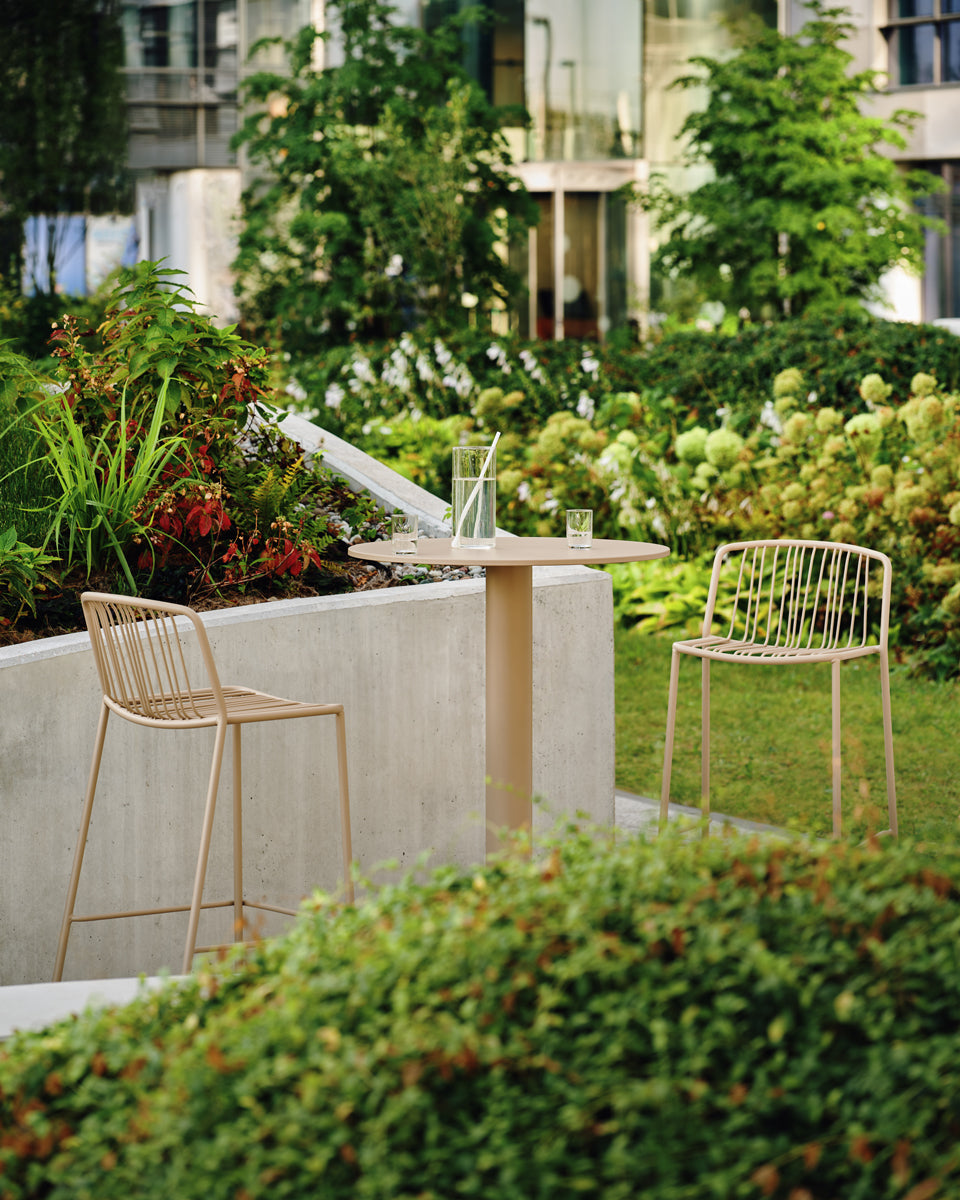Bris BRS06 - Barhocker, Set von 2 Stück in Gelb präsentiert im Onlineshop von KAQTU Design AG. Outdoor-Barstuhl ist von Mdd