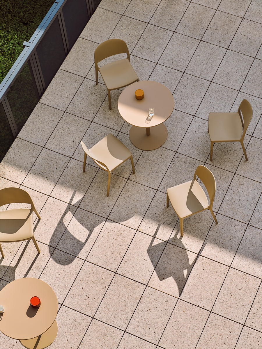 Bolt OSTK67 - Cafeteriatisch in Gelb präsentiert im Onlineshop von KAQTU Design AG. Gartentisch ist von Mdd