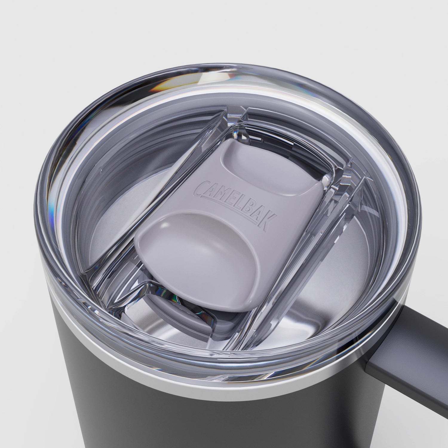 Schwarze Camelbak Thrive Mug V.I. Bottle 0.5l, elegante und funktionale Trinkflasche, perfekt für Sport und Freizeit, hält Getränke frisch.