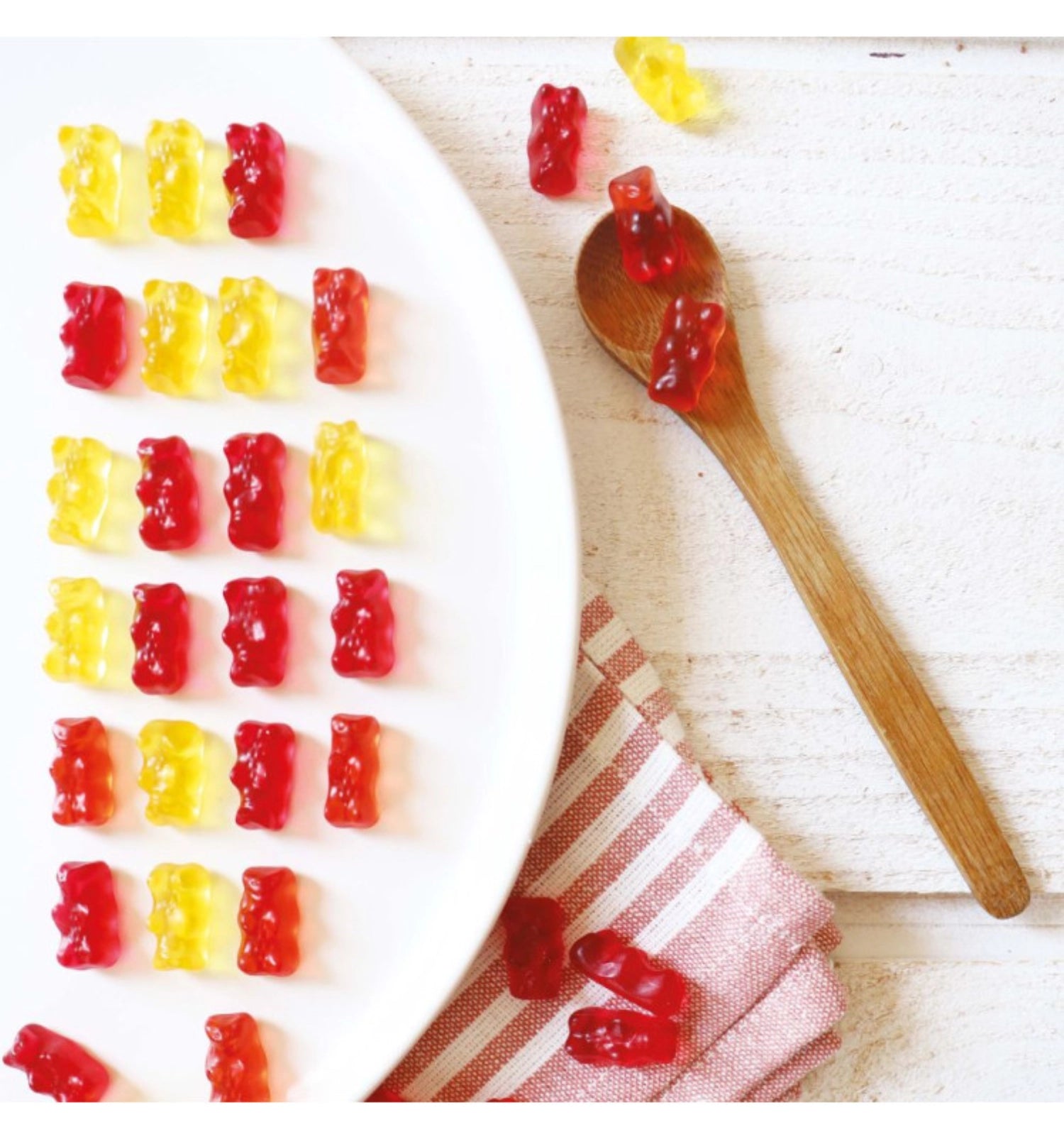Fertigmischung für Gummibären mit erfrischendem Zitronengeschmack, 100g, ideal zum Backen und Dekorieren von Süßigkeiten.