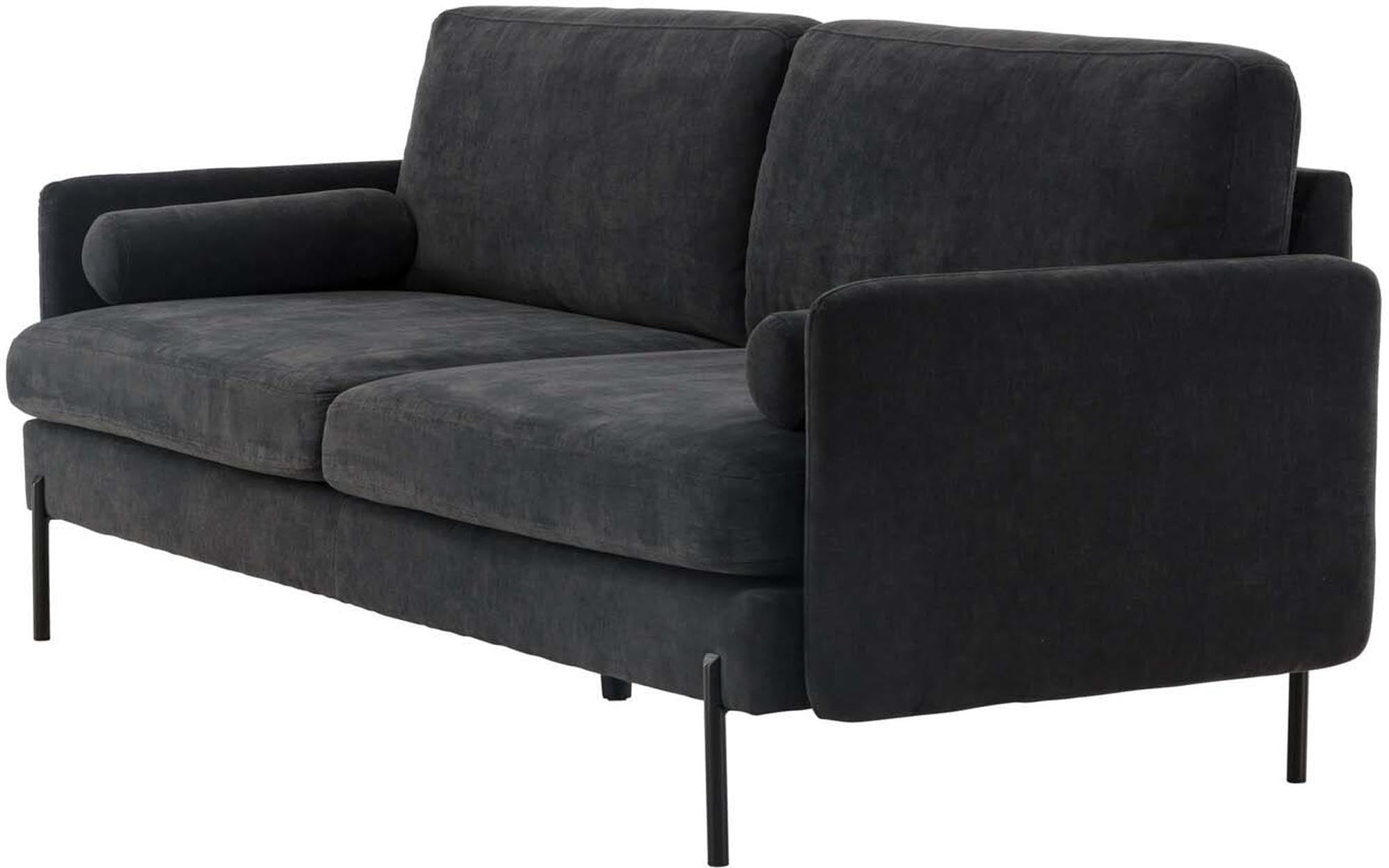 Elegantes Antibes 3-Sitzer Sofa von Venture Home, ideal für stilvolle Wohnräume und entspannte Stunden.