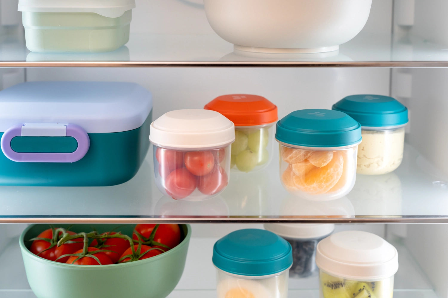 Farbenfrohes 3er Set Rikko Snackboxen in Lagoon, perfekt für unterwegs. Hergestellt aus strapazierfähigem PP, ideal für Snacks und kleine Mahlzeiten.