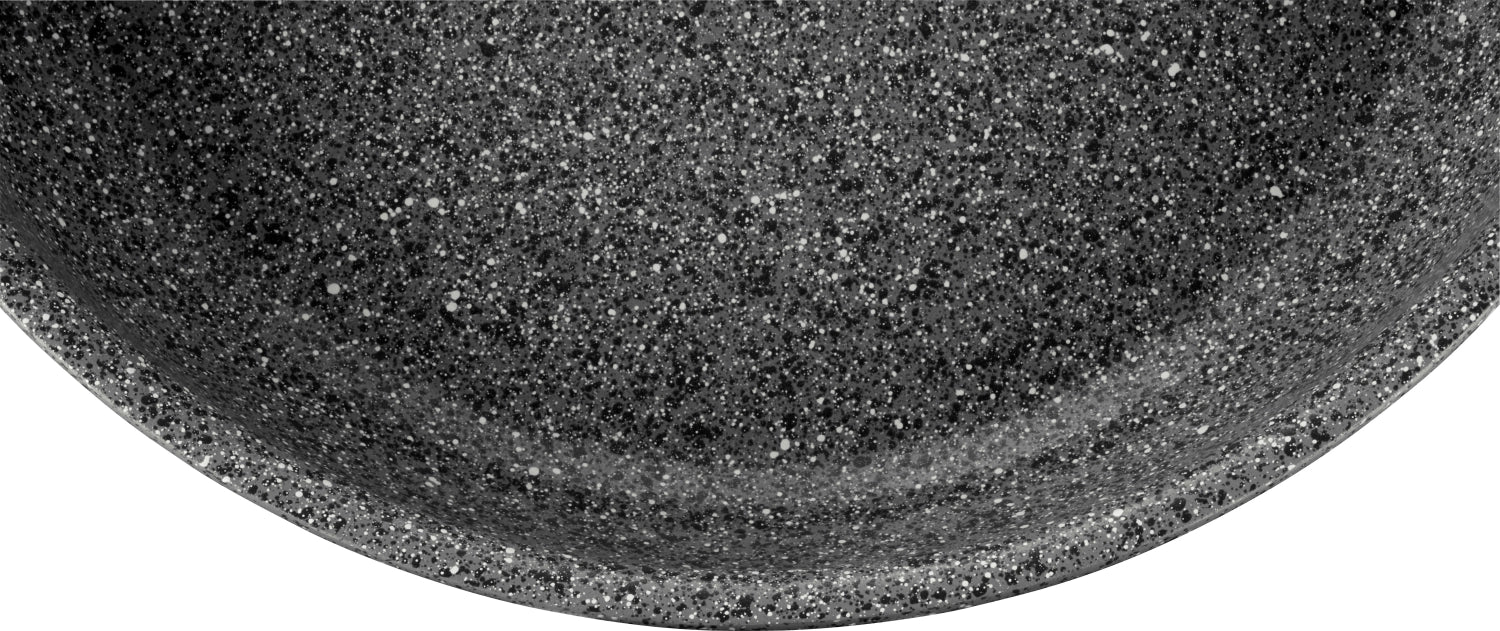 Elegante 28 cm Bratpfanne ohne Griff von Ballarini, perfekt für modernes Kochen und Braten, vereint Funktionalität und Design.