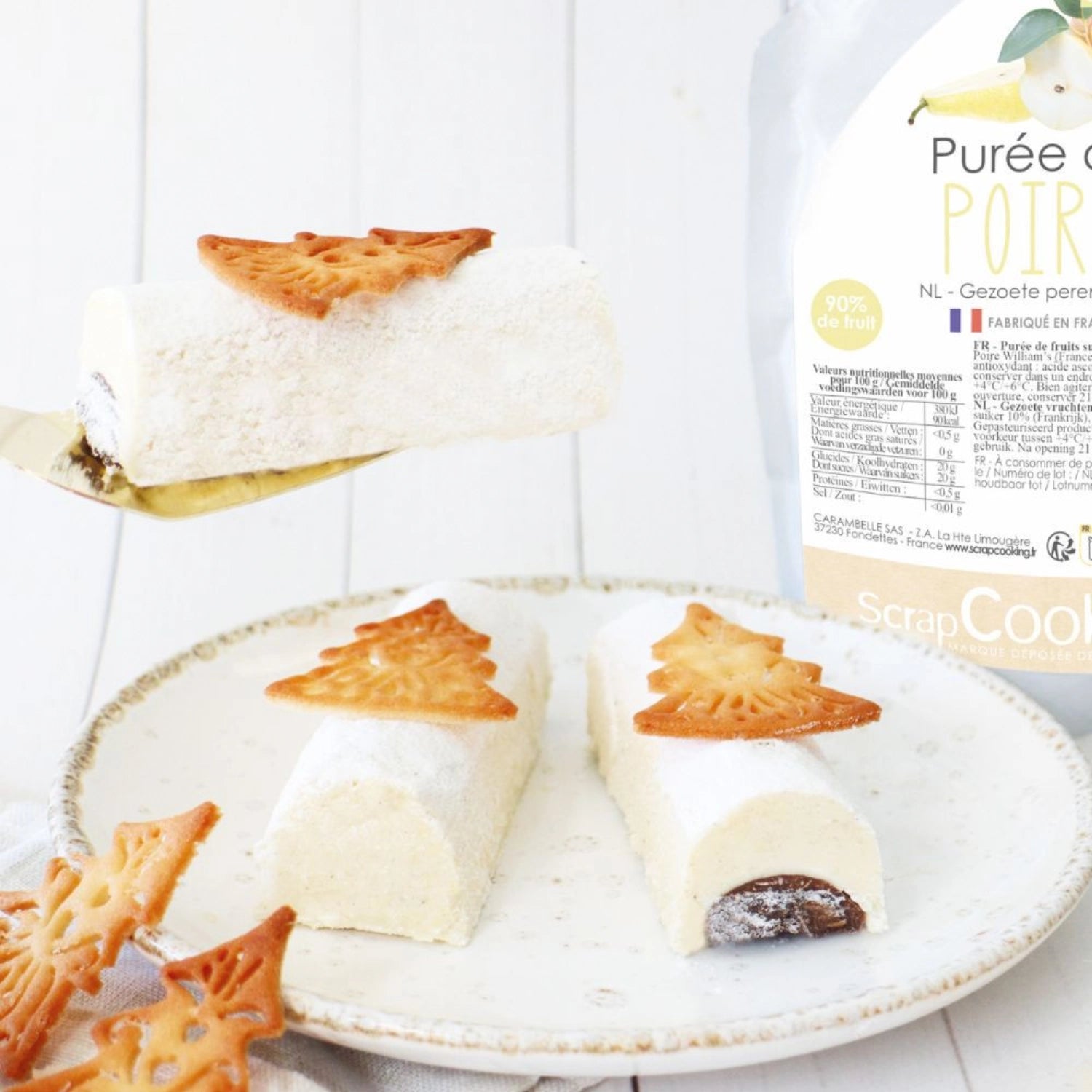 Set aus zwei stilvollen Bûche Backformen von Scrap Cooking, ideal für kreative Kuchen und festliche Desserts.