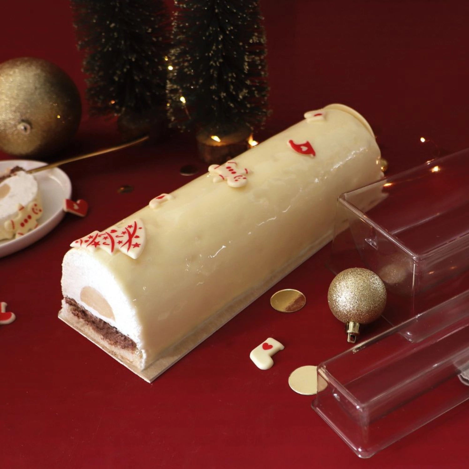 Praktisches 5er Set aus robusten Kraftpapier-Kuchenunterlagen (10x30cm) für stilvolles Backen und Servieren von Leckereien.