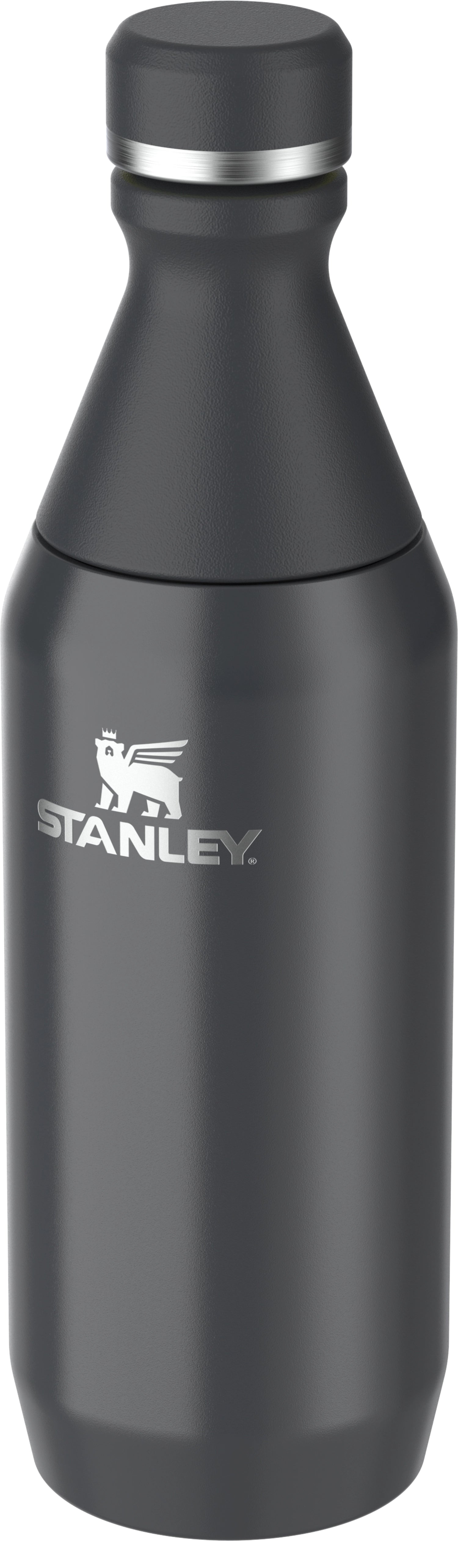 Elegante schwarze Trinkflasche von Stanley mit glänzender Oberfläche, ideal für den täglichen Gebrauch und unterwegs.
