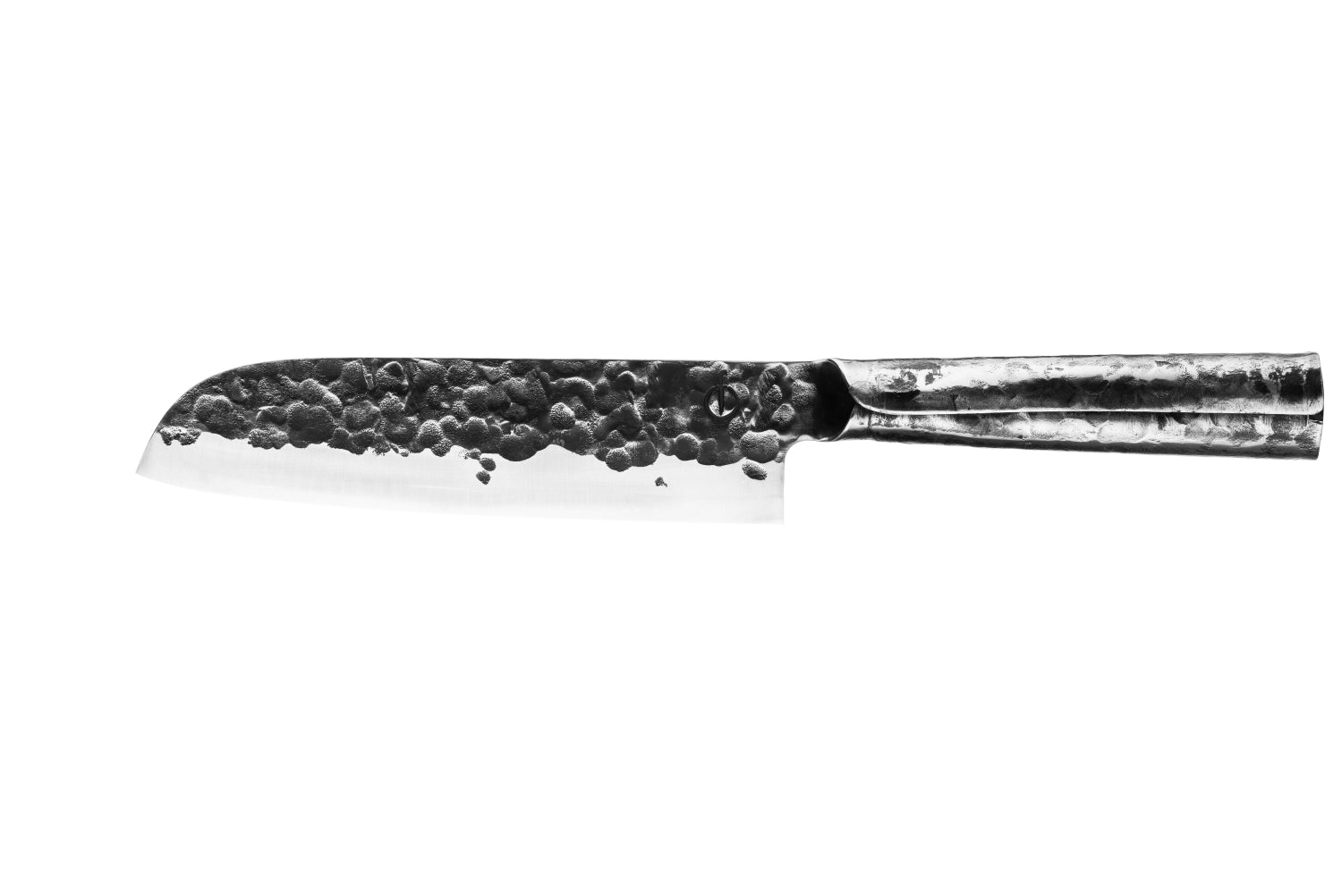 Hochwertiges 18 cm Santokumesser von Forged, perfekt für feine Schnitte und vielseitige Zubereitung in der modernen Küche.