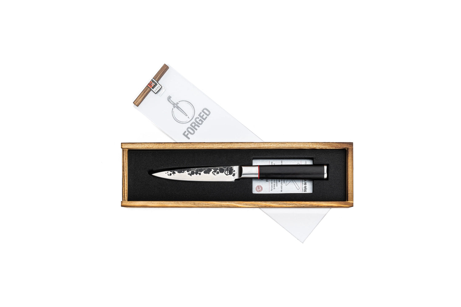 Sebra Universalmesser 12cm in strahlendem Gelb, perfekt für alle Küchenaufgaben, hergestellt von der renommierten Marke Forged.