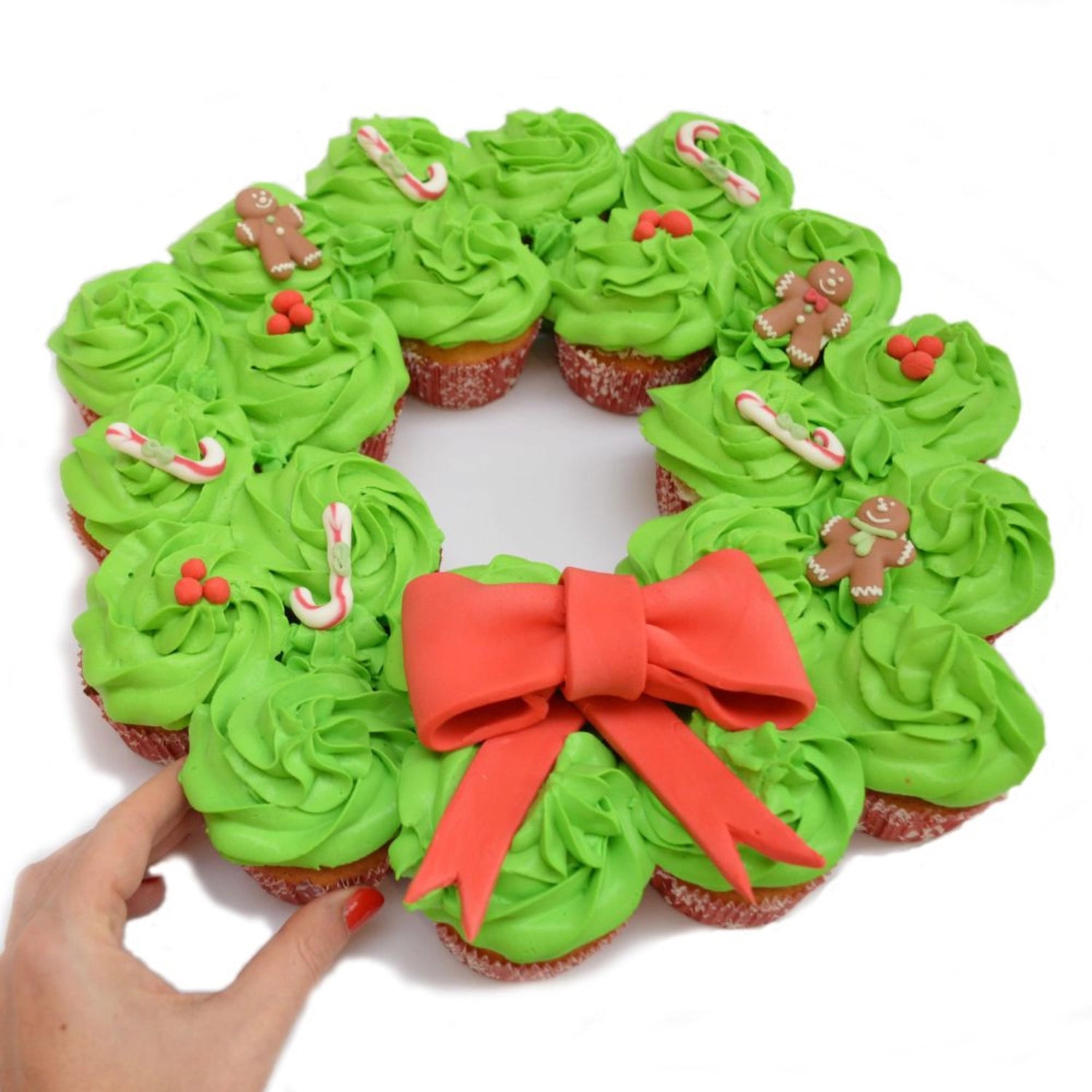 Leuchtend roter Rollfondant von Scrap Cooking, 400g, ideal für kreative Tortendekoration und Backideen.
