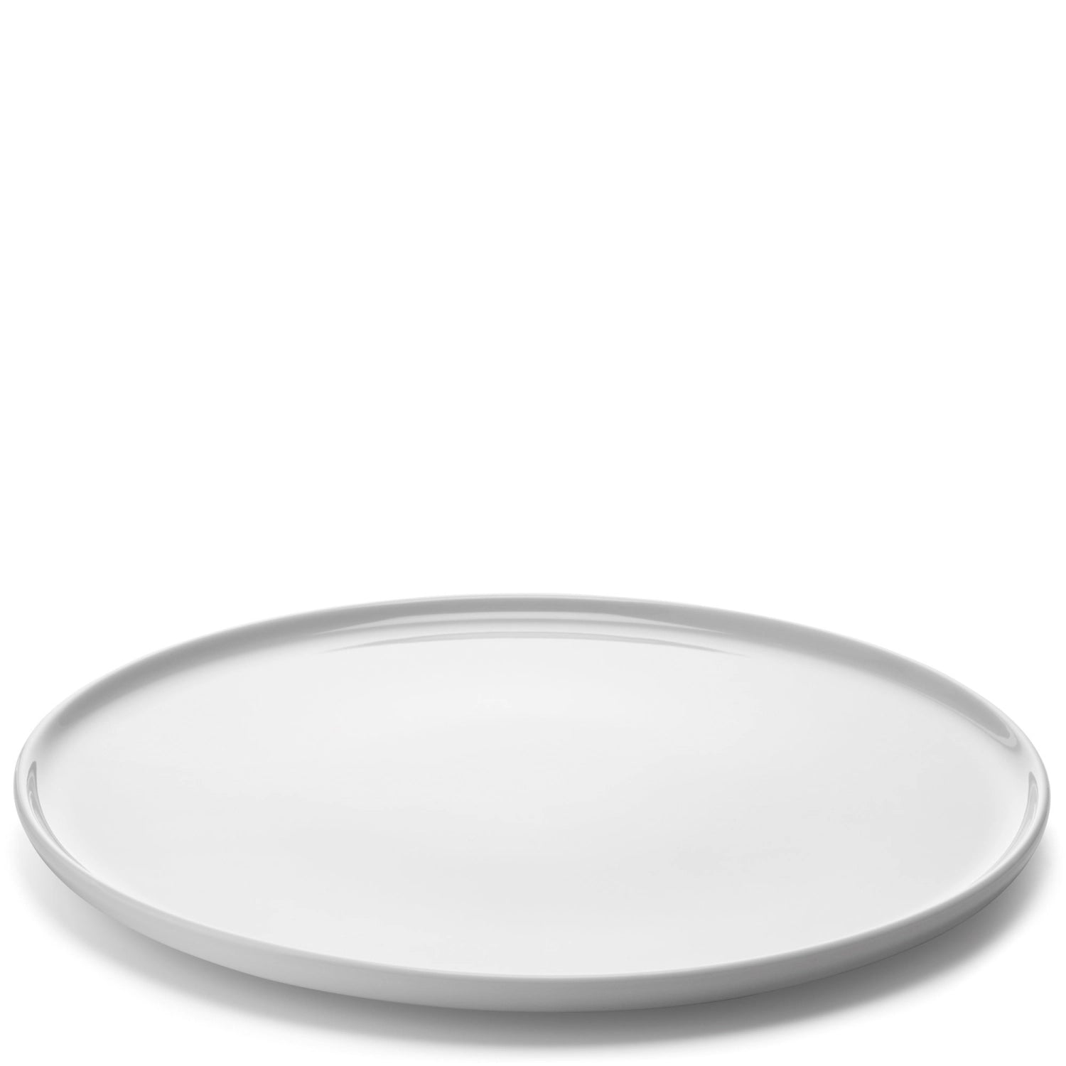 Zweiteiliges Set flacher Teller in klassischem Weiß, 26 cm Durchmesser, ideal für ansprechende Servierideen und festliche Anlässe.