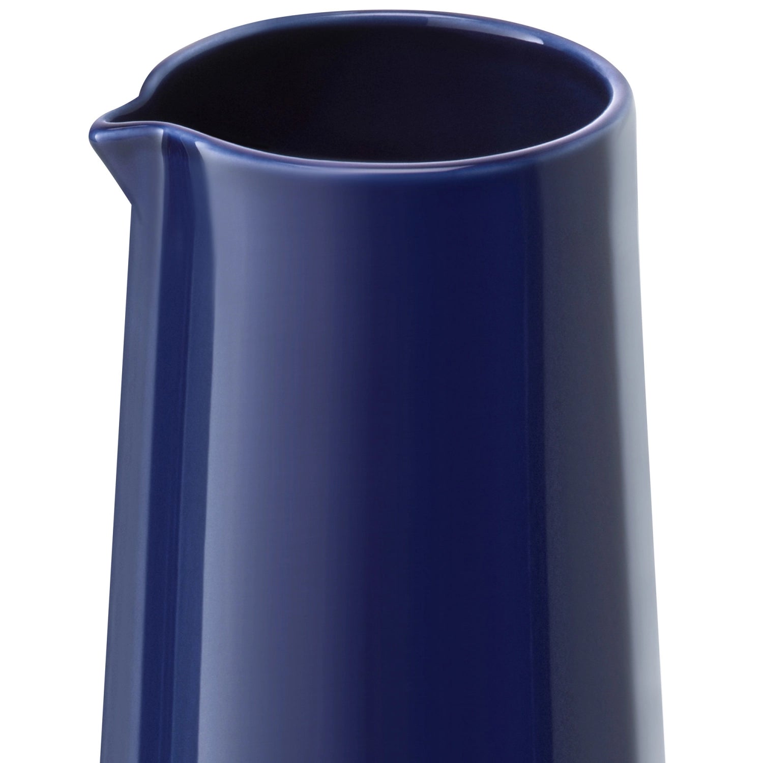 Elegante Milchkanne in leuchtendem Kobaltblau (235ml) von LSA, perfekt für Saucen und Milch, vereint zeitgemäßes Design mit praktischer Nutzung.