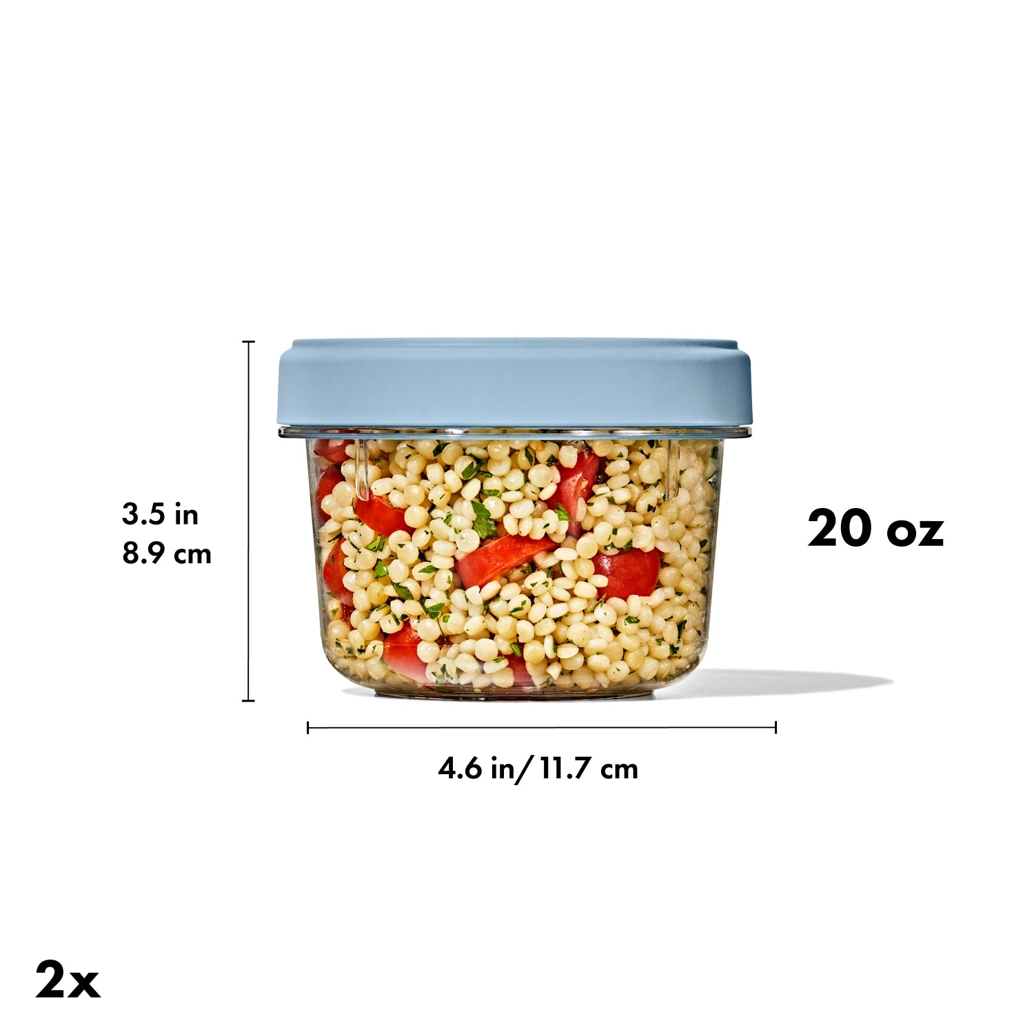 Zwei stapelbare OXO Good Grips Aufbewahrungsboxen (550ml) für platzsparende und vielseitige Lagerung von Lebensmitteln.