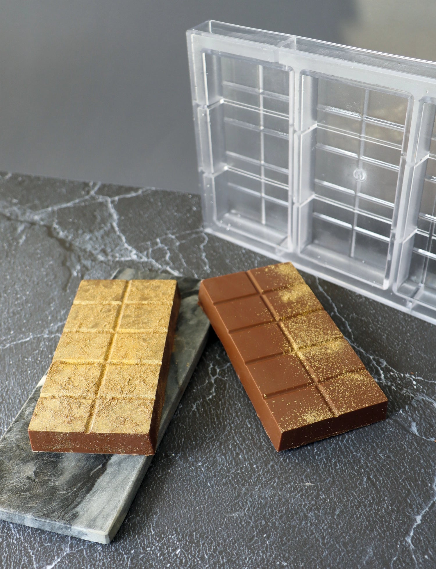 Kunststoff-Schokoladenform für Tafelschokolade von Scrap Cooking, ideal zum Backen und Gestalten von Schokoladenleckereien.
