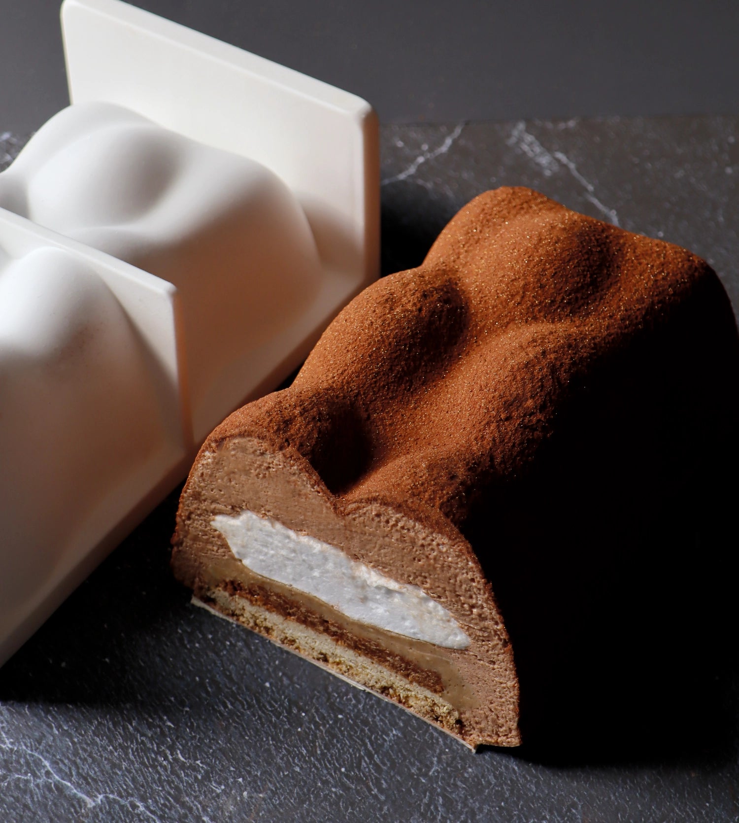 Große Silikon-Backform in Teddybär-Design, perfekt für kreative Backprojekte und süße Überraschungen von Scrap Cooking.
