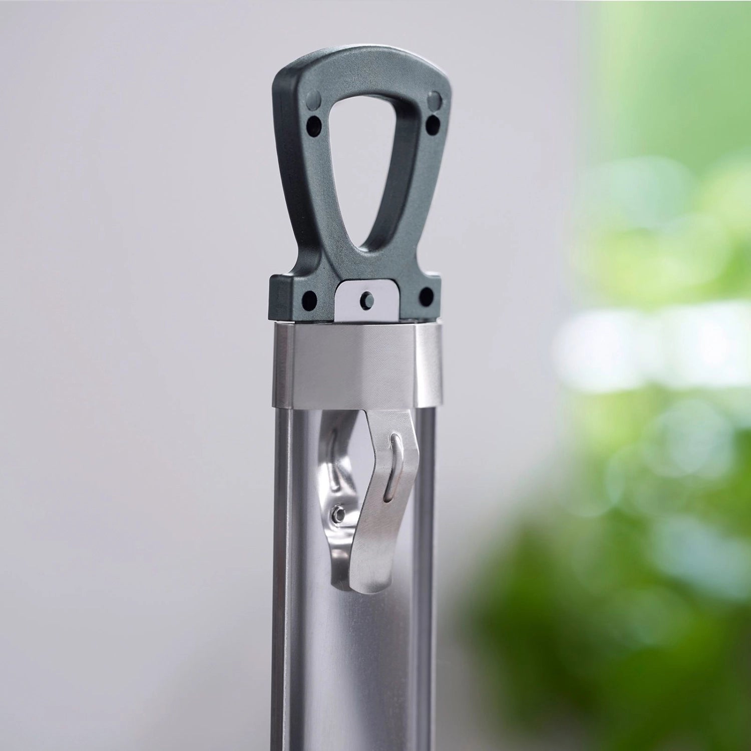 Zuckerthermometer von Westmark, präzise Messung für Süßwaren, robustes Design, ideal für Hobbybäcker und Konditoren.