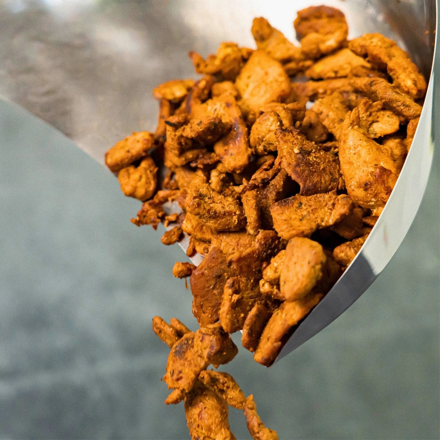 Hochwertige Döner-/Gyros-Schaufel von Westmark, perfekt für präzises Wenden und Servieren von Fleischgerichten in der Küche.