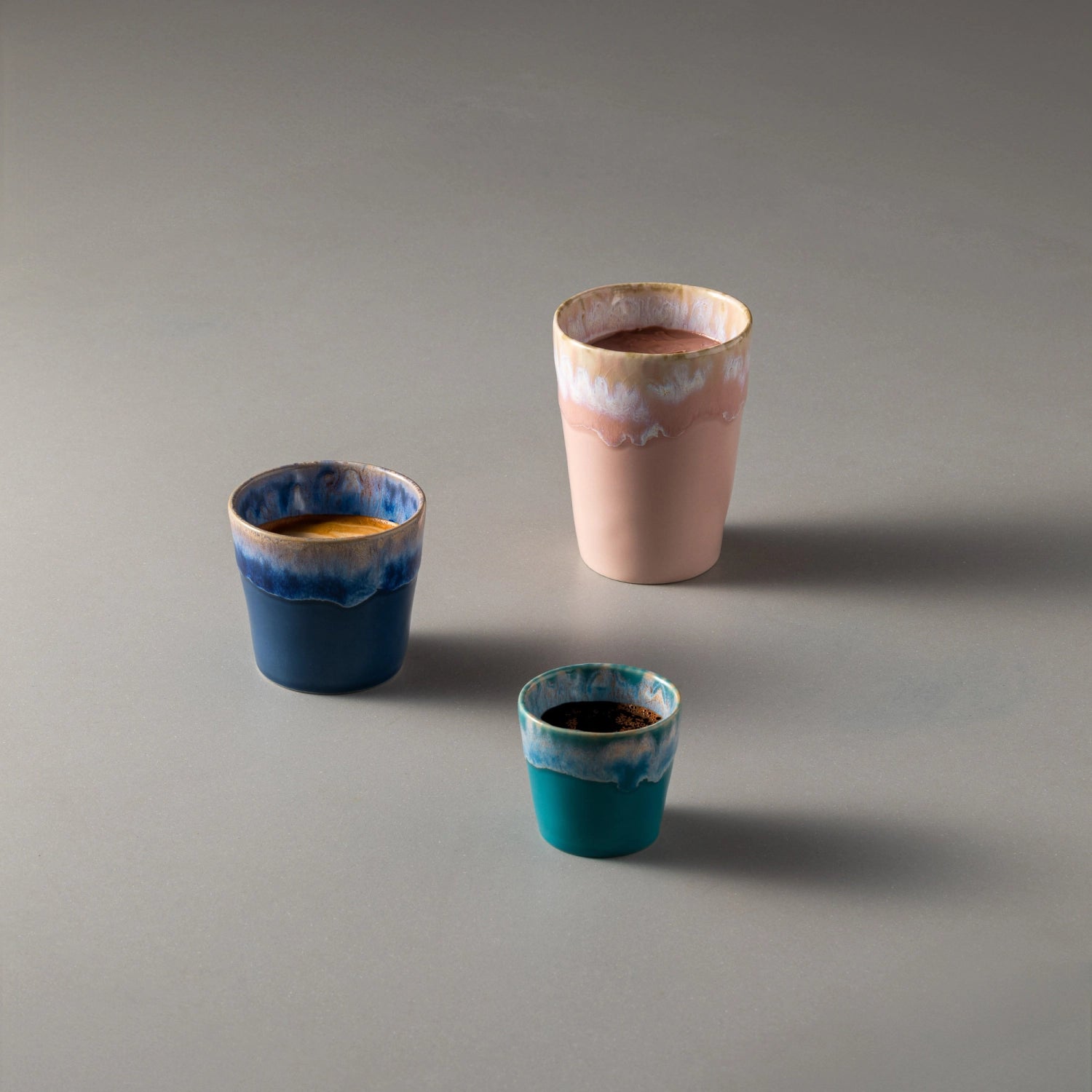 Elegante Grespresso Kaffeetasse in Denimblau, 190ml, D8cm, H7.5cm, ideal für stilvollen Kaffeegenuss. Hochwertige Keramik von Costa Nova.