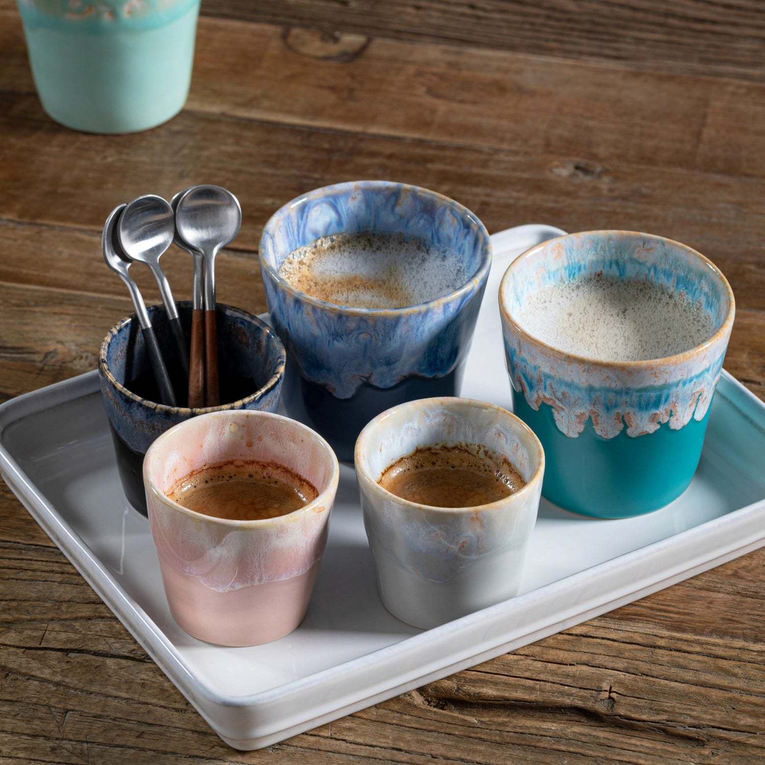 Elegante Grespresso Kaffeetasse in Türkis mit 190ml Fassungsvermögen, ideal für stilvolle Kaffeepausen. Hochwertige Keramik von Costa Nova.
