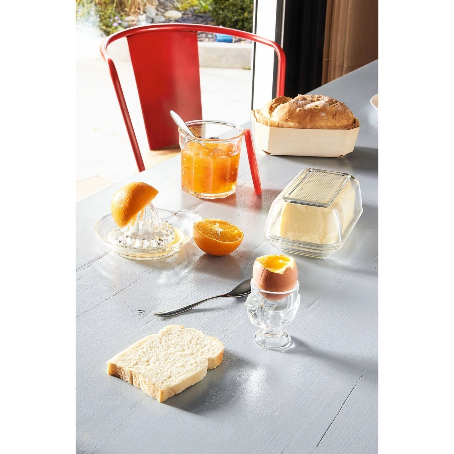 Elegante Butterdose aus klarem Glas mit den Maßen 17x10.5x6.2cm, ideal für stilvolle Aufbewahrung von Butter, von Arc.