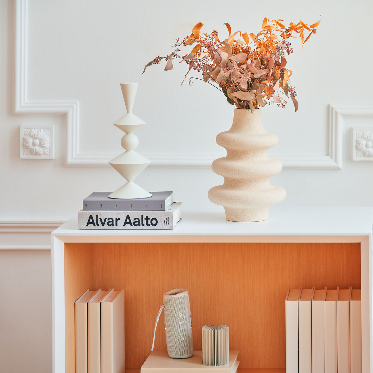 Gravity GAV16 - Regal in Graphit präsentiert im Onlineshop von KAQTU Design AG. Standregal ist von Mdd