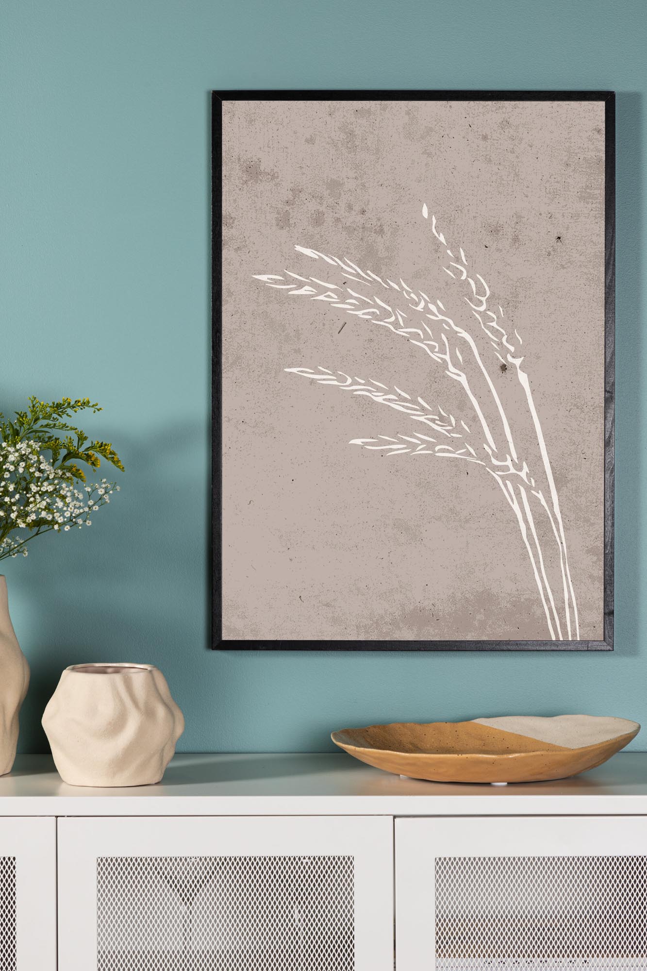 Verleihen Sie Ihrem Zuhause mit dem Seeds Poster von Venture Home einen Hauch von Eleganz. Das stilvolle Design in sanften Beigetönen harmoniert mit jedem Einrichtungsstil.