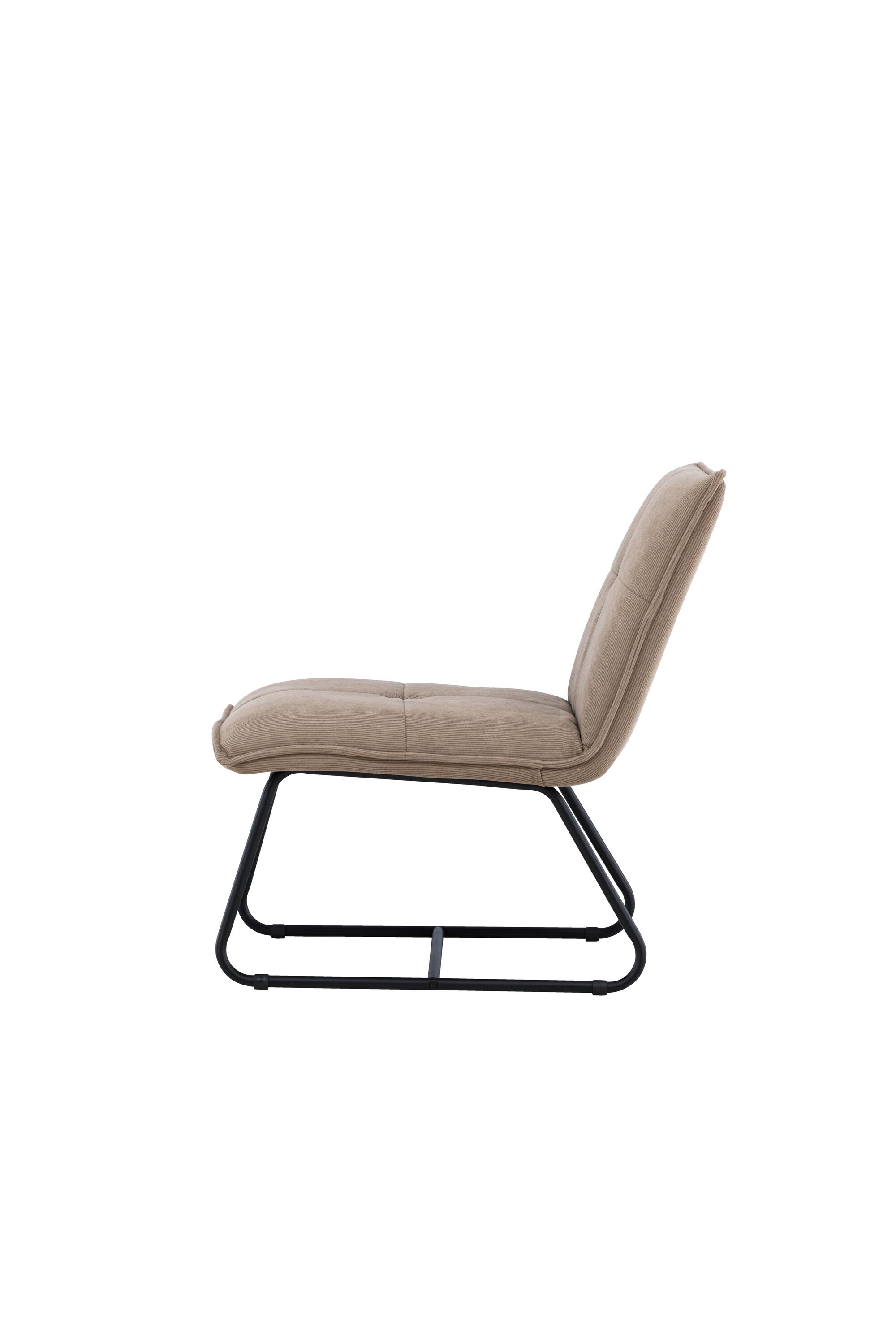 Eleganter Madison Sessel in warmem Braun, ideal für stilvolle Wohnräume und entspannte Stunden von Venture Home.