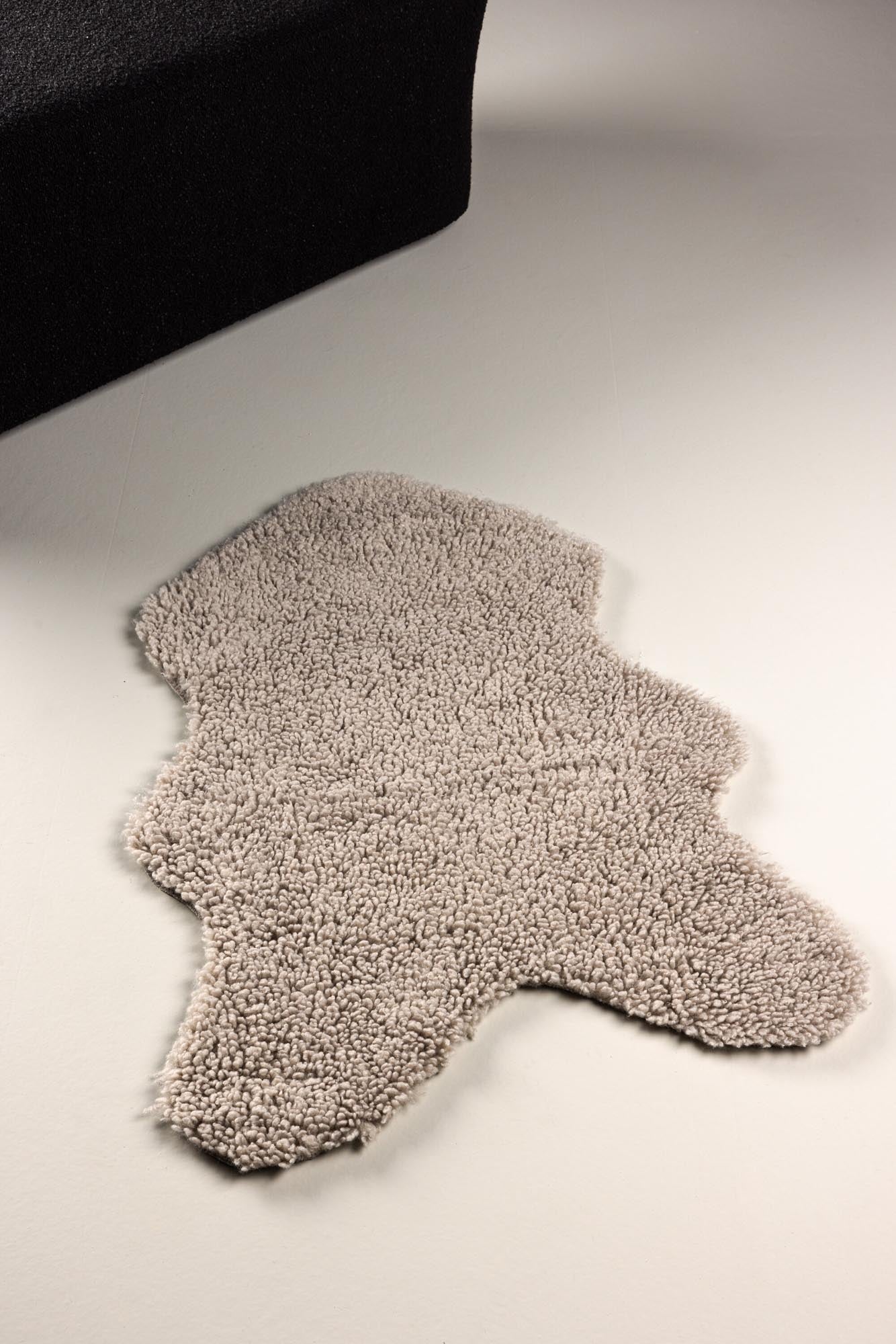 Katy Throw von Venture Home: Weiche, stilvolle Kuscheldecke in 90x60 cm, ideal für gemütliche Abende und stilvolle Akzente.