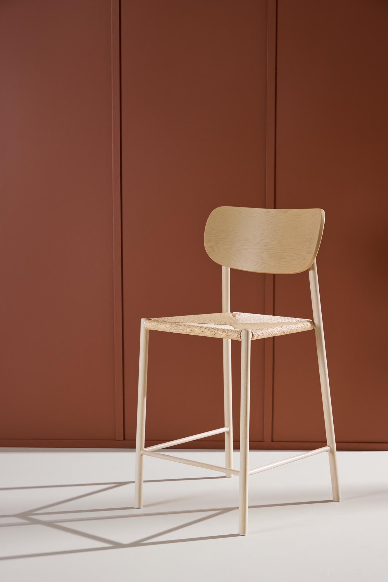 Eleganter Polly Barstuhl von Venture Home, ideal für stilvolle Küchen und Bars, bietet Komfort und modernes Flair.