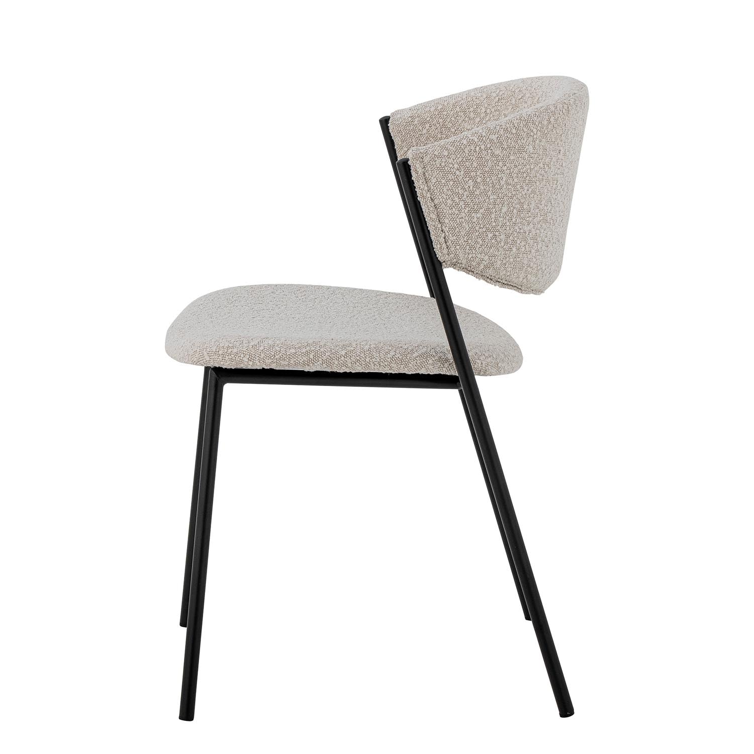 Eleganter Marlo Esszimmerstuhl von Bloomingville, weisser Polyesterbezug, modernes Design, perfekt für stilvolle Essbereiche.