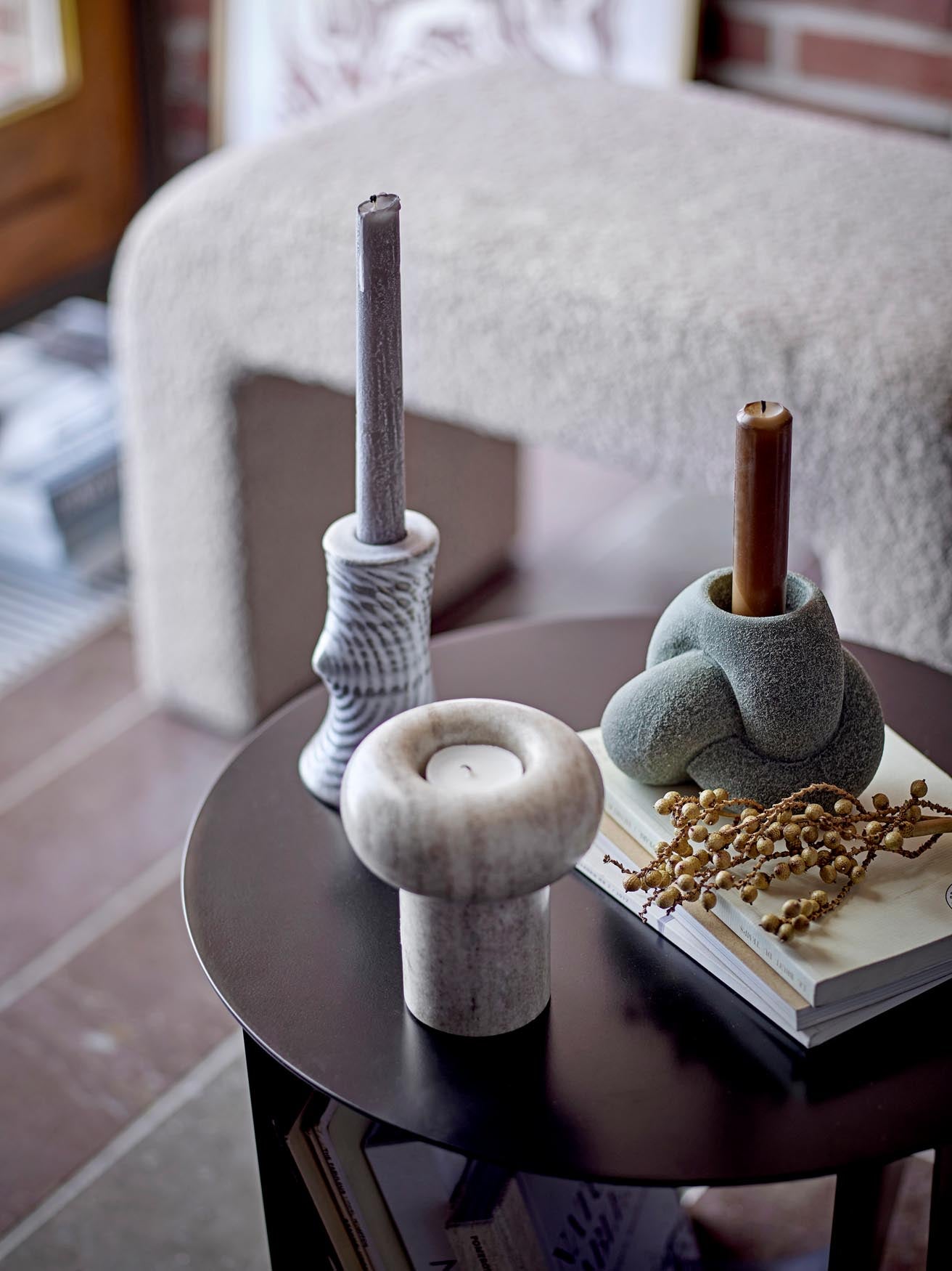 Eleganter Teelichthalter aus natürlichem Marmor von Bloomingville, ideal für stilvolle Akzente in Ihrem Zuhause.