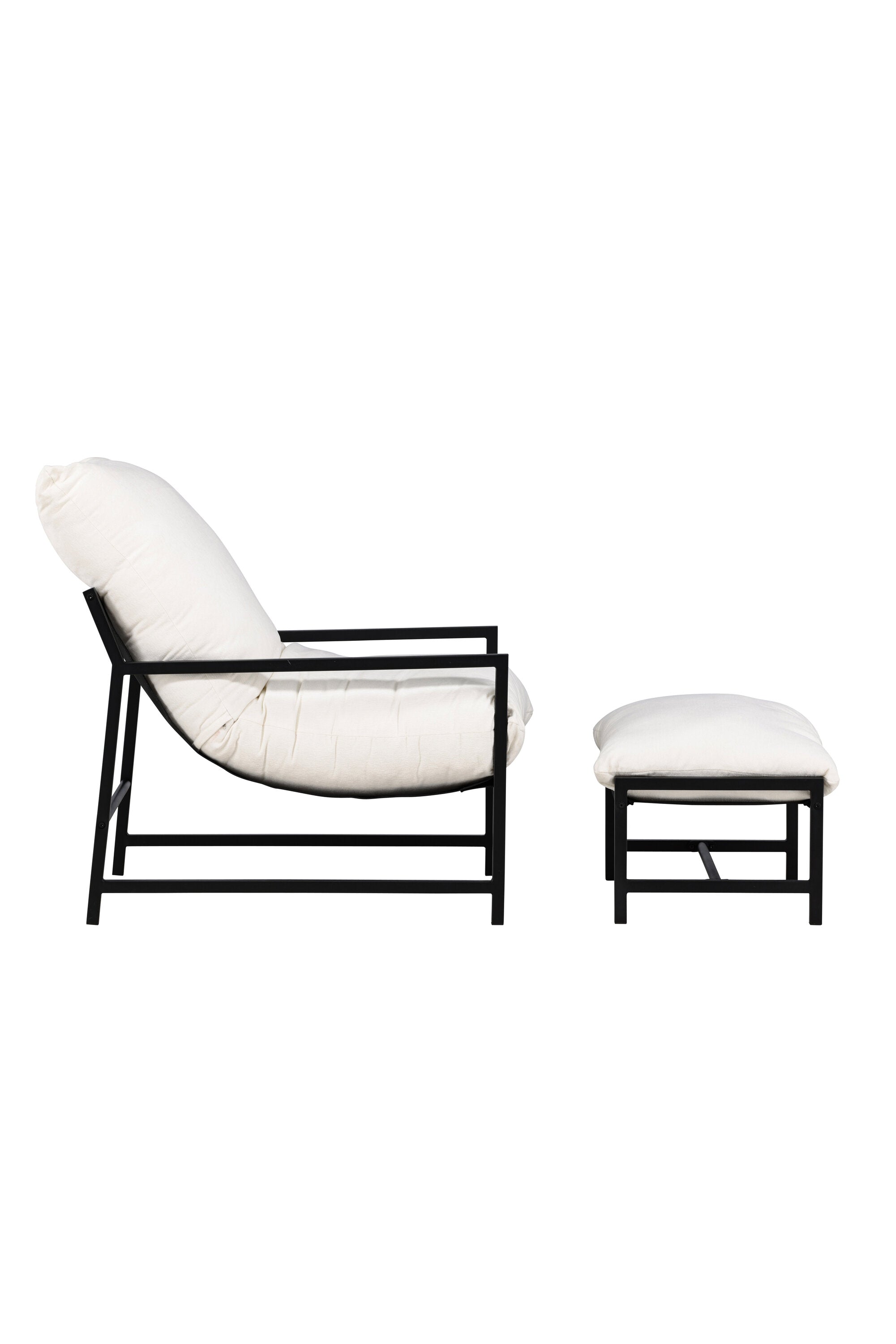 Stylischer Corso Loungesessel von Venture Home, perfekt für den Außenbereich, vereint Eleganz und Bequemlichkeit für entspannte Momente.