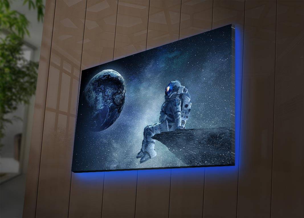Entdecken Sie das faszinierende NASA-005 Leinwandbild von Wallity – ein LED-beleuchtetes Kunstwerk, das jeden Raum in eine entspannende Oase verwandelt!