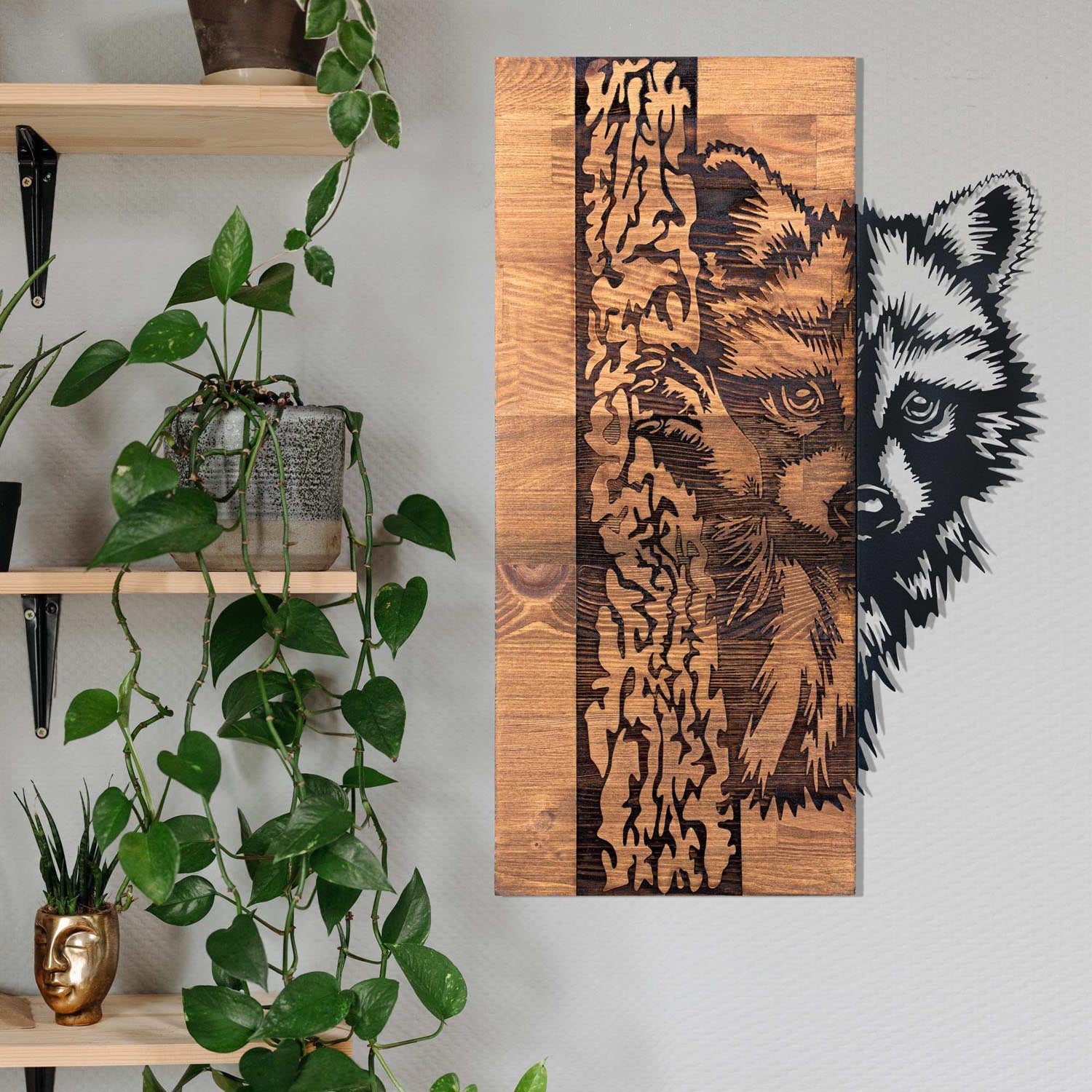 Entdecken Sie die Folivora Wanddeko in Schwarznuss von Wallity – ein elegantes Holzaccessoire, das jedem Raum zeitlose Schönheit verleiht.