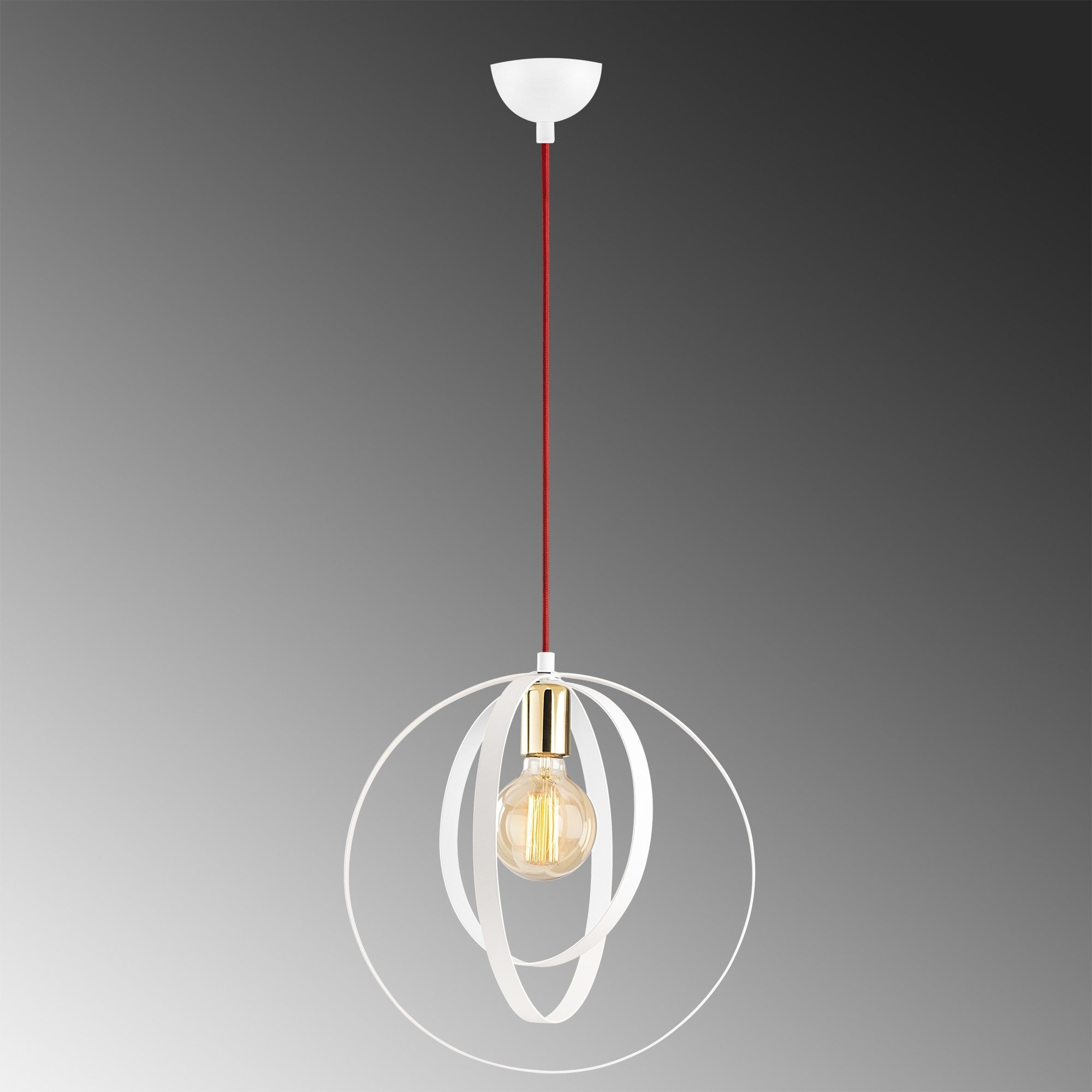 Erleben Sie die Vaveyla Pendelleuchte von Opviq – ein skandinavisches Designhighlight, das jeden Raum mit zeitloser Eleganz und warmem Licht erfüllt.