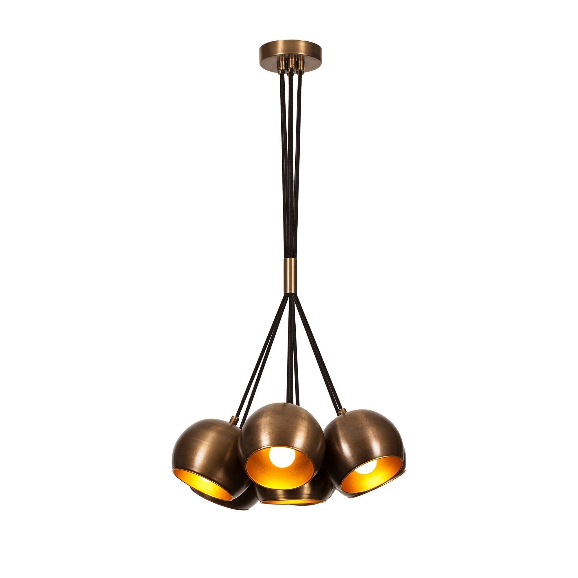 Erleben Sie die Sivani Pendelleuchte von Opviq – ein exquisiter Vintage-Kronleuchter, der mit seinem eleganten Design und der warmen Kupfer-Oberfläche jeden Raum verzaubert.