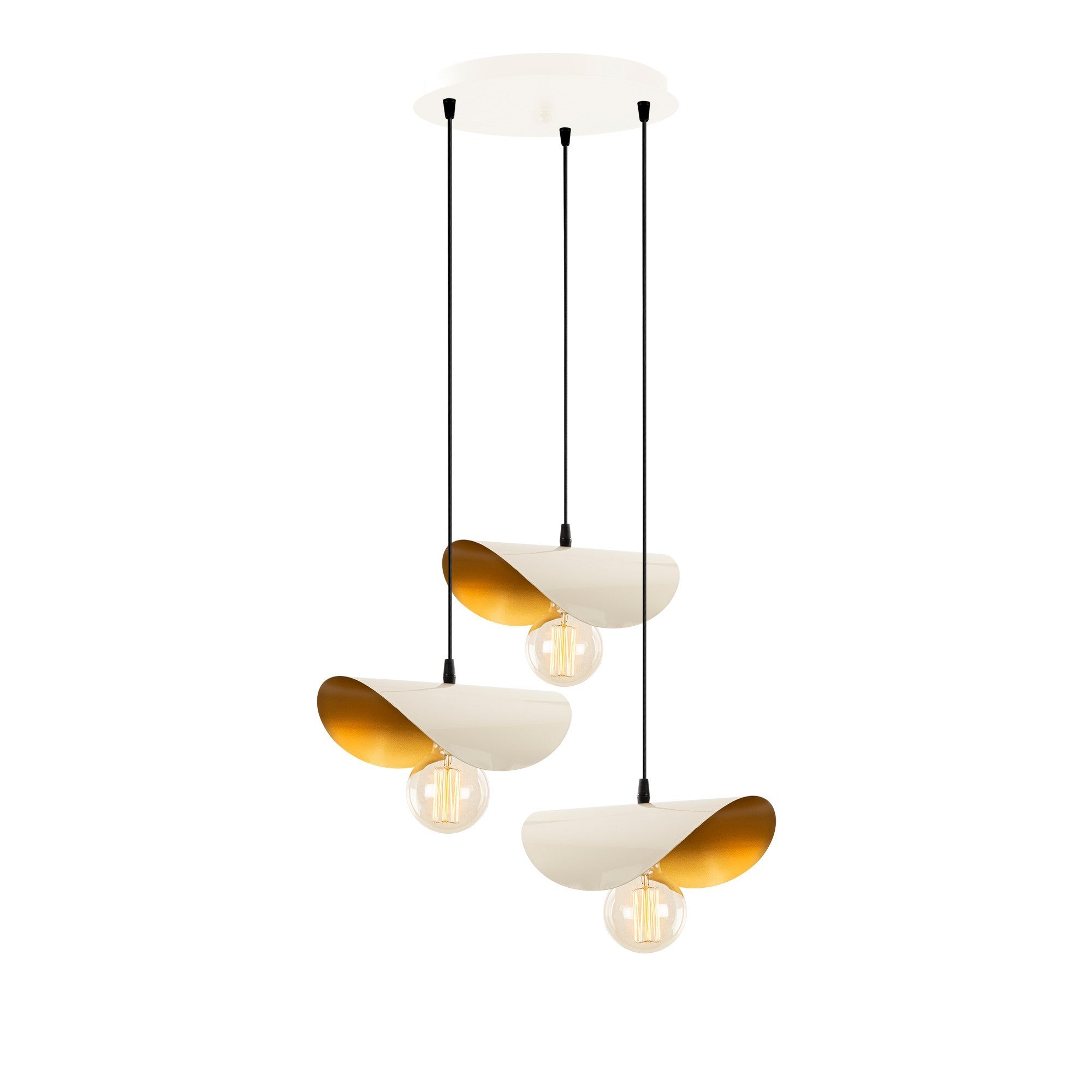 Verleihen Sie Ihrem Zuhause mit der Sivani Pendelleuchte von Opviq in Weiß und Gold einen Hauch von Eleganz und modernem Glamour.