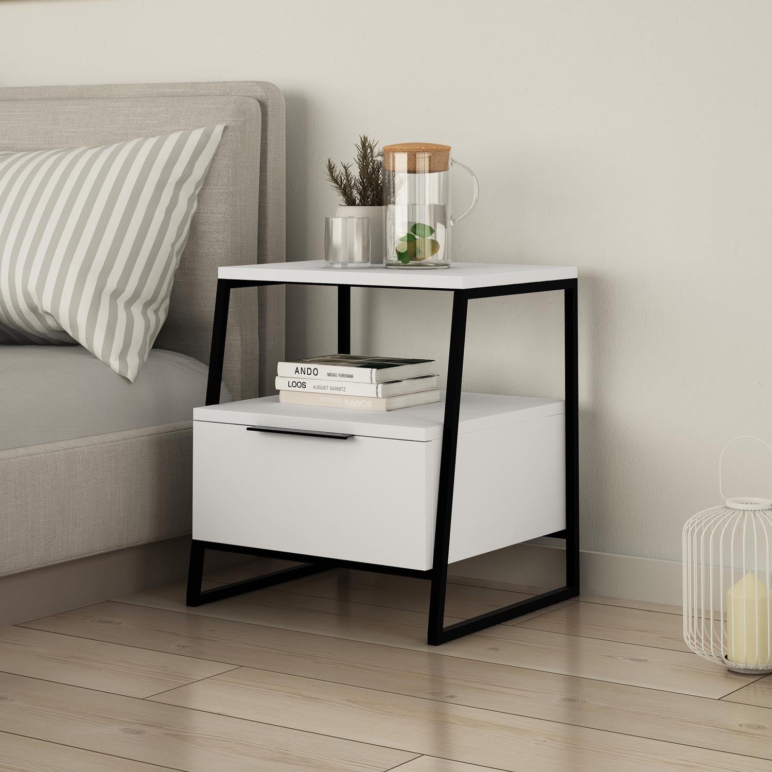 Entdecken Sie den eleganten Pal Nachttisch in Weiß von Hanah Home. Stilvolles Design, funktional und ideal für jedes Schlafzimmer. Jetzt kaufen!