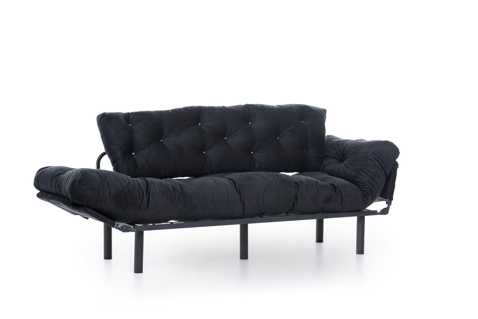 Entdecken Sie das Nitta Triple Bettsofa in edlem Schwarz – ein modernes und vielseitiges Sofa, das ideal für jedes Wohnzimmer ist.