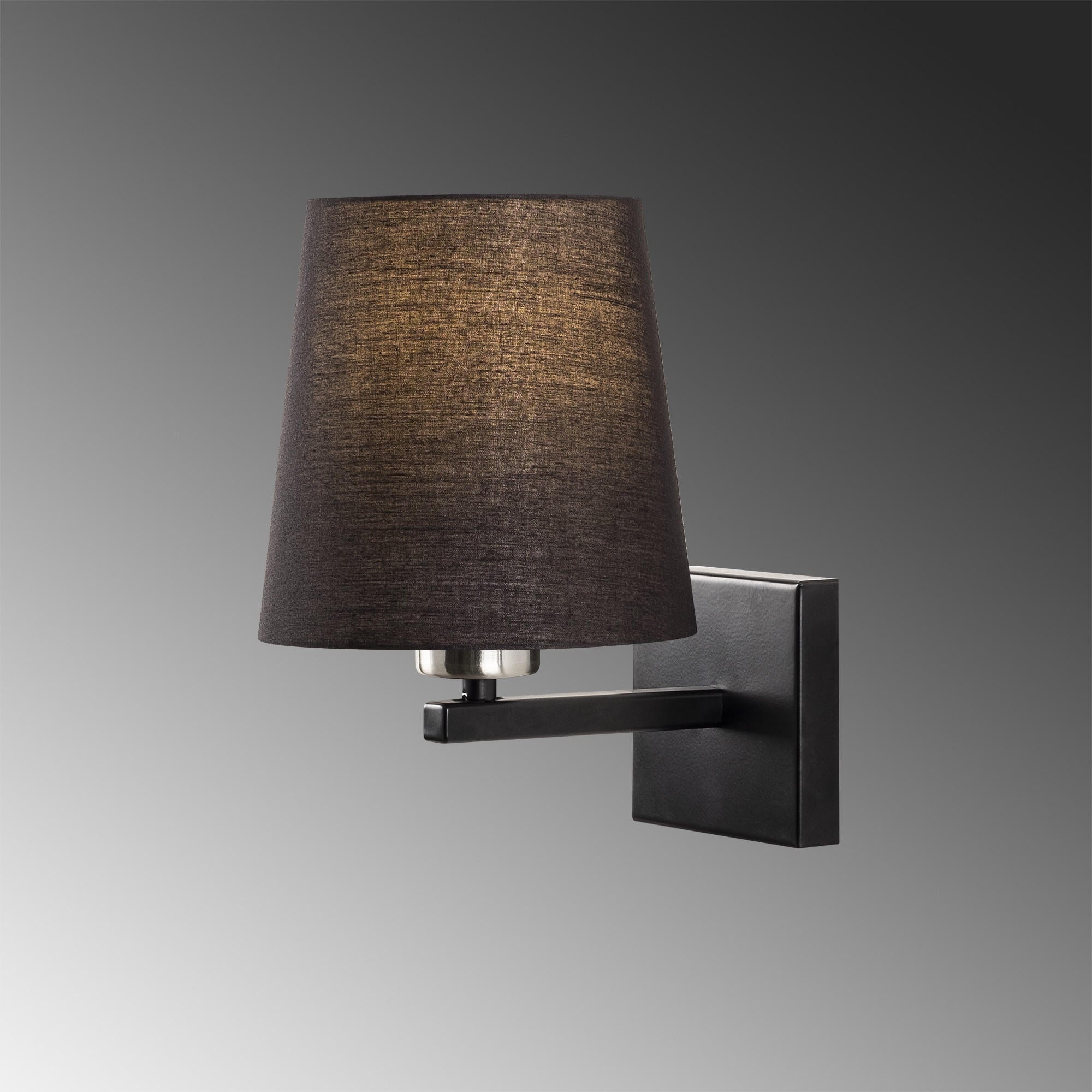 Entdecken Sie die stilvolle Profil Wandleuchte von Opviq in Schwarz Nickel Creme. Ideal für moderne und industrielle Räume, schafft sie eine einladende Atmosphäre.