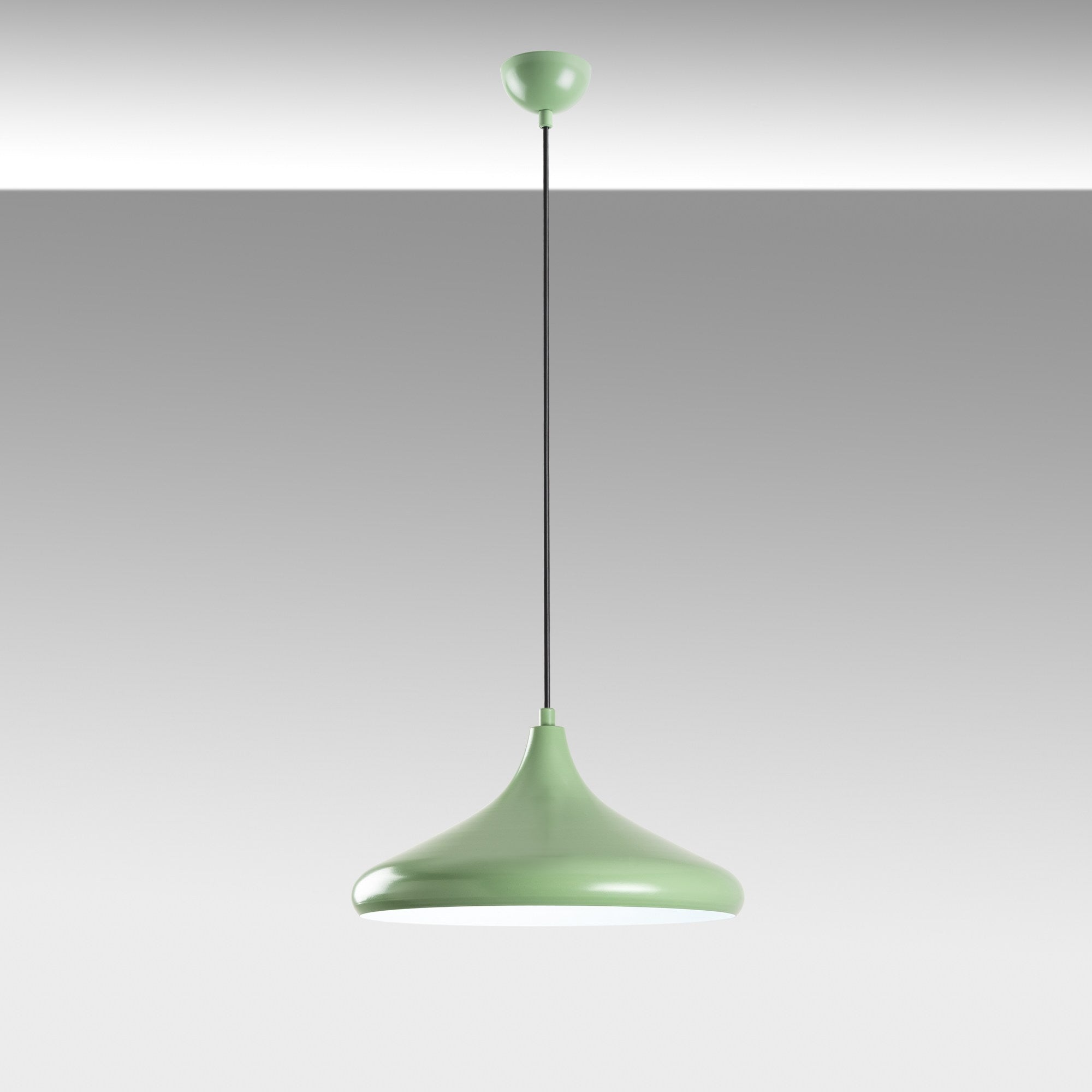 Entdecken Sie die Eysan Pendelleuchte in Minze von Opviq – ein stilvolles Design, das jeden Raum mit Eleganz und einladendem Licht bereichert.